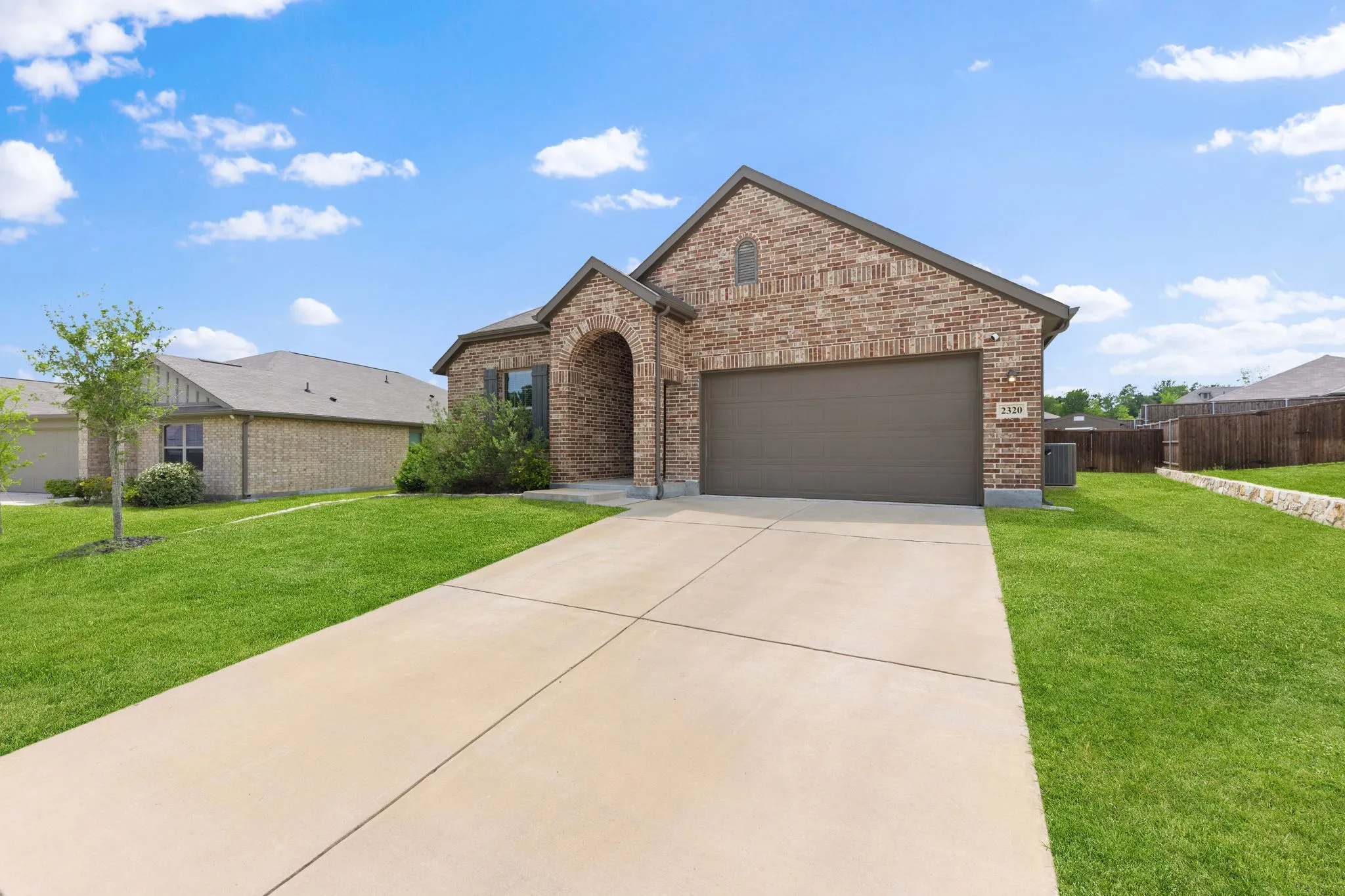 Single Family Residence For Sale in Collin County , 2320 Atlantic Avenue, Anna, Texas 75409, 4 Bedroom, 2 Bathroom, 2 Garage spaces, 2,064 Sqft, built in 2022, mls#21265320, Real Estate Agent in Anna, Homes For Sale in Collin county, Homes For Sale in Anna, Realtor in Anna Texas, Real Estate Brokerage Independent Realty Texas, Luminita Cordes Realtor