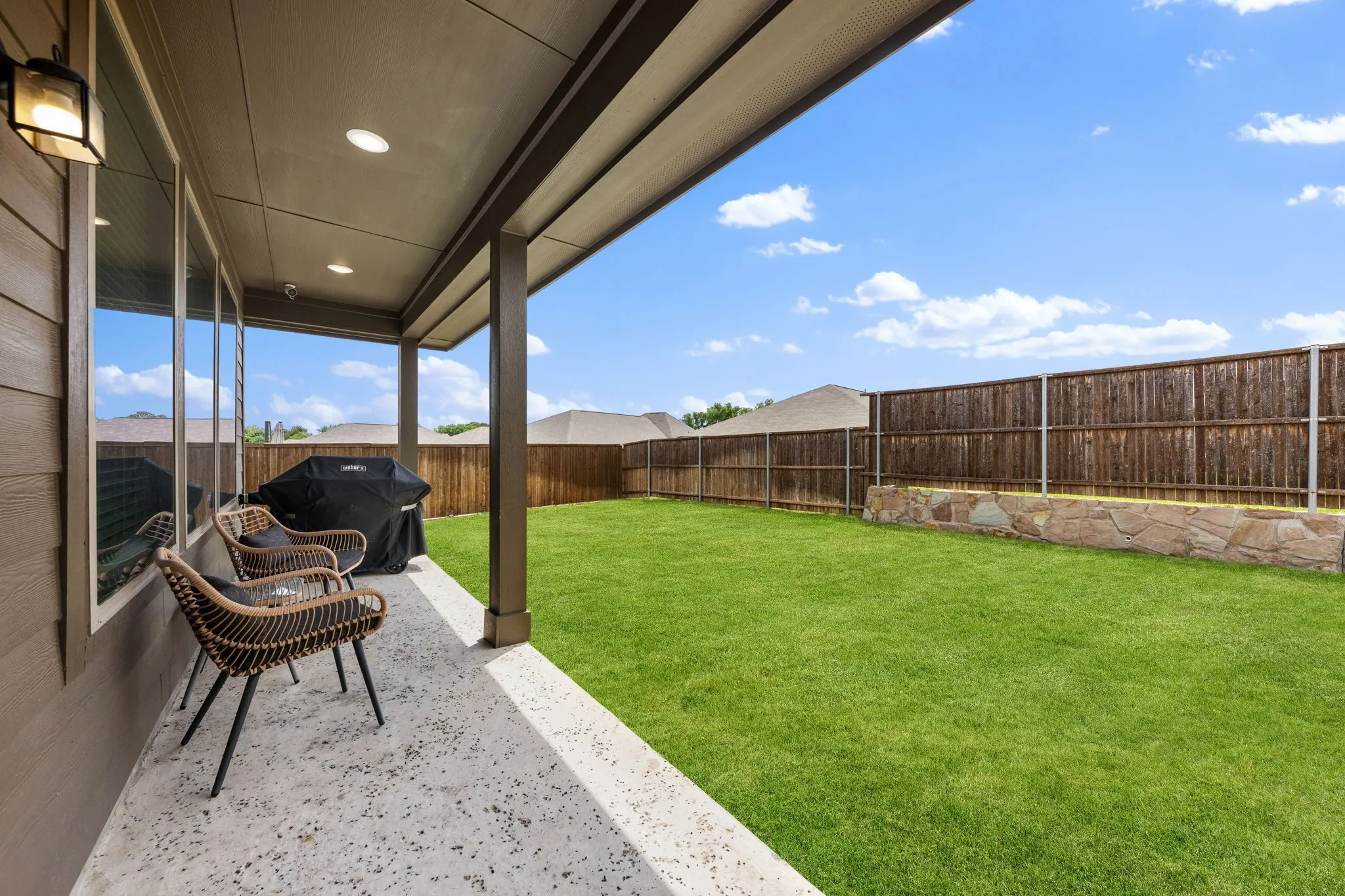 Single Family Residence For Sale in Collin County , 2320 Atlantic Avenue, Anna, Texas 75409, 4 Bedroom, 2 Bathroom, 2 Garage spaces, 2,064 Sqft, built in 2022, mls#21265320, Real Estate Agent in Anna, Homes For Sale in Collin county, Homes For Sale in Anna, Realtor in Anna Texas, Real Estate Brokerage Independent Realty Texas, Luminita Cordes Realtor