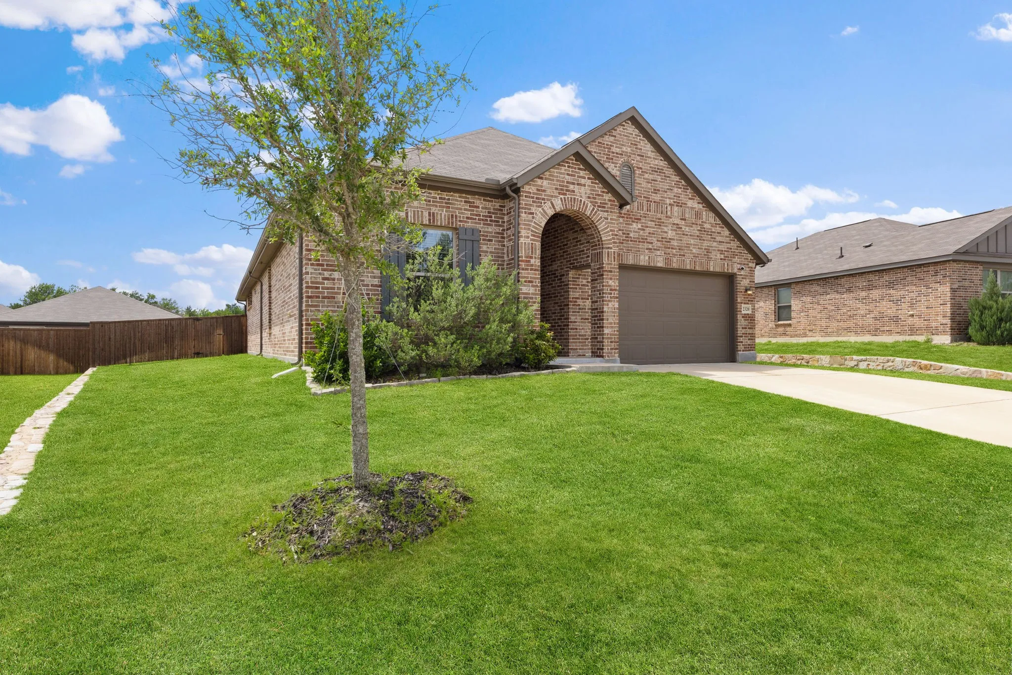 Single Family Residence For Sale in Collin County , 2320 Atlantic Avenue, Anna, Texas 75409, 4 Bedroom, 2 Bathroom, 2 Garage spaces, 2,064 Sqft, built in 2022, mls#21265320, Real Estate Agent in Anna, Homes For Sale in Collin county, Homes For Sale in Anna, Realtor in Anna Texas, Real Estate Brokerage Independent Realty Texas, Luminita Cordes Realtor