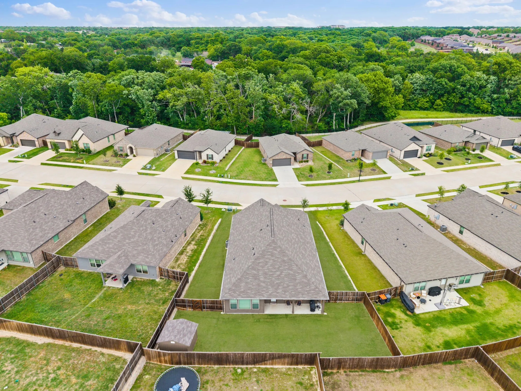 Single Family Residence For Sale in Collin County , 2320 Atlantic Avenue, Anna, Texas 75409, 4 Bedroom, 2 Bathroom, 2 Garage spaces, 2,064 Sqft, built in 2022, mls#21265320, Real Estate Agent in Anna, Homes For Sale in Collin county, Homes For Sale in Anna, Realtor in Anna Texas, Real Estate Brokerage Independent Realty Texas, Luminita Cordes Realtor