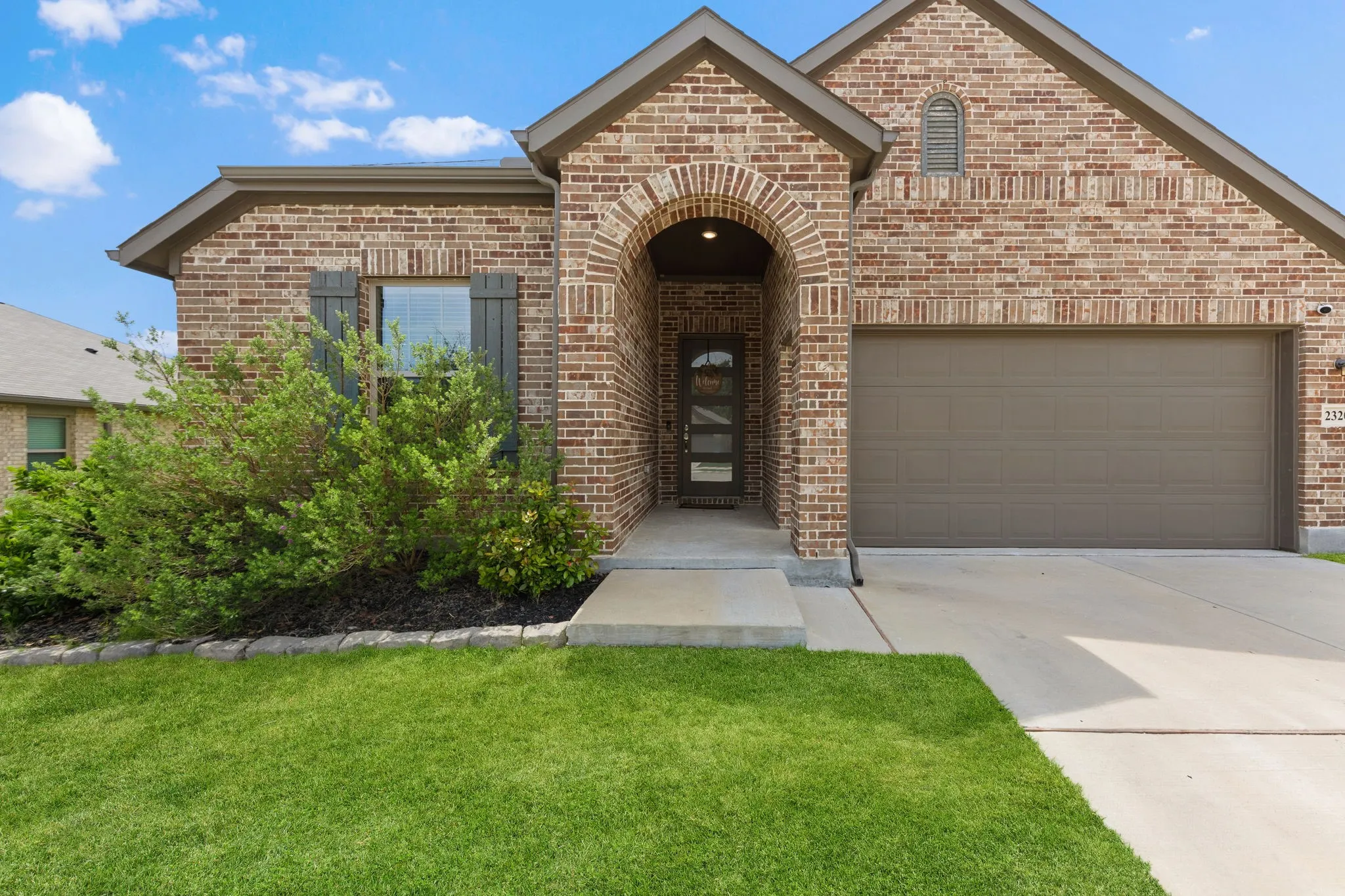 Single Family Residence For Sale in Collin County , 2320 Atlantic Avenue, Anna, Texas 75409, 4 Bedroom, 2 Bathroom, 2 Garage spaces, 2,064 Sqft, built in 2022, mls#21265320, Real Estate Agent in Anna, Homes For Sale in Collin county, Homes For Sale in Anna, Realtor in Anna Texas, Real Estate Brokerage Independent Realty Texas, Luminita Cordes Realtor