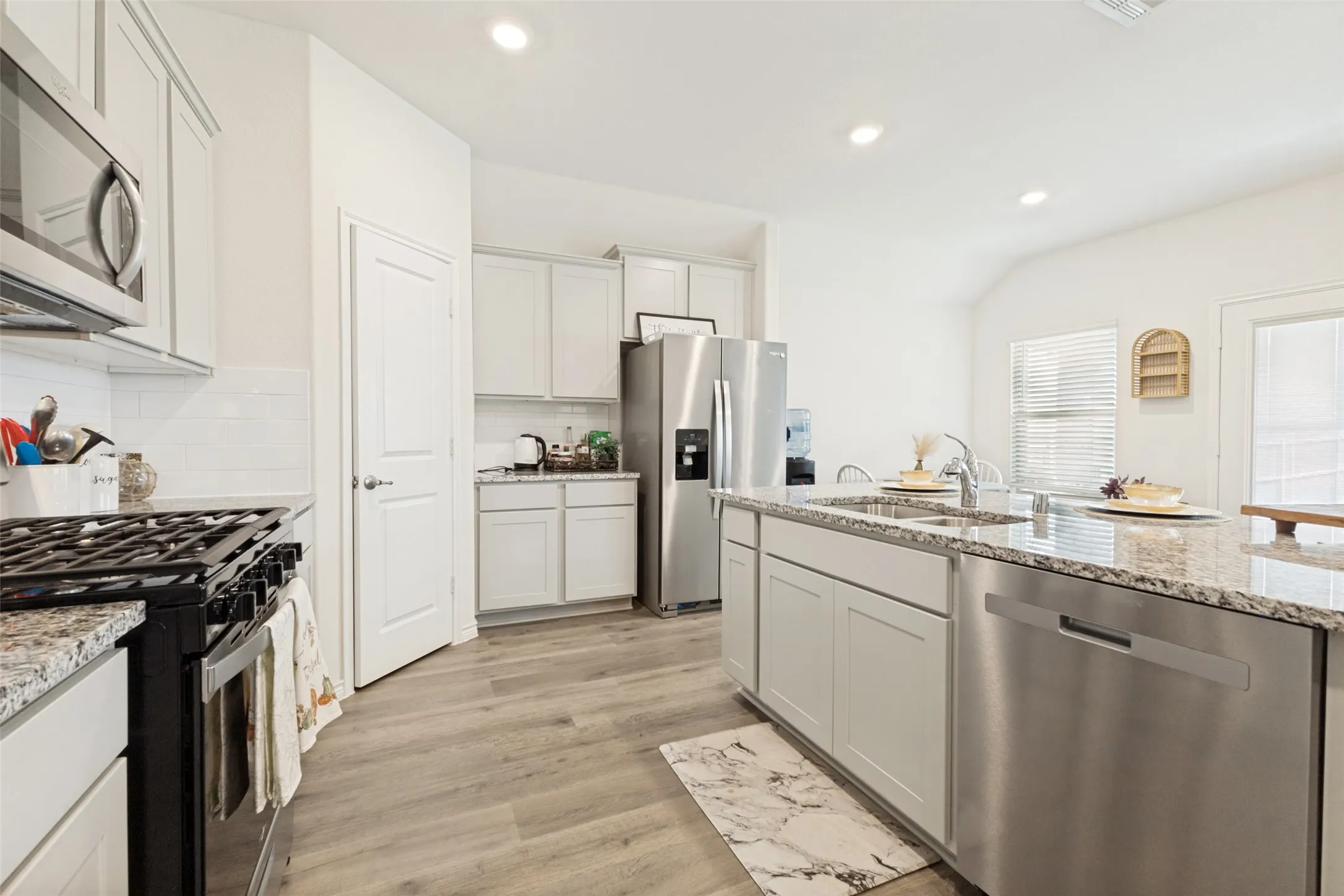 Single Family Residence For Sale in Collin County , 756 Daybreak Lane, Lavon, Texas 75166, 4 Bedrooms, 2 Bathrooms, 2 Garage spaces, 1,592 Sqft, built in 2023, Price $270,000, mls#21265355, Real Estate Agent in Lavon, Homes For Sale in Collin county, Homes For Sale in Lavon, Realtor in Lavon Texas, Real Estate Brokerage Independent Realty Texas, Luminita Cordes Realtor