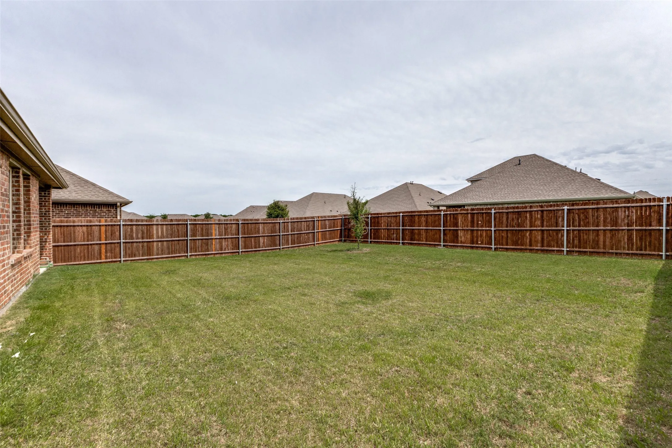 Single Family Residence For Sale in Collin County , 756 Daybreak Lane, Lavon, Texas 75166, 4 Bedrooms, 2 Bathrooms, 2 Garage spaces, 1,592 Sqft, built in 2023, Price $270,000, mls#21265355, Real Estate Agent in Lavon, Homes For Sale in Collin county, Homes For Sale in Lavon, Realtor in Lavon Texas, Real Estate Brokerage Independent Realty Texas, Luminita Cordes Realtor