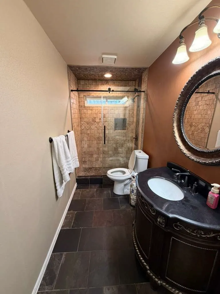 Single Family Residence For Sale in Dallas County , 906 busby, Cedar Hill, Texas 75104, 3 Bedrooms, 2 Bathrooms, 2 Garage spaces, 2,190 Sqft, built in 1991, Price $335,000, mls#21265360, Real Estate Agent in Cedar Hill, Homes For Sale in Dallas county, Homes For Sale in Cedar Hill, Realtor in Cedar Hill Texas, Real Estate Brokerage Independent Realty Texas, Luminita Cordes Realtor