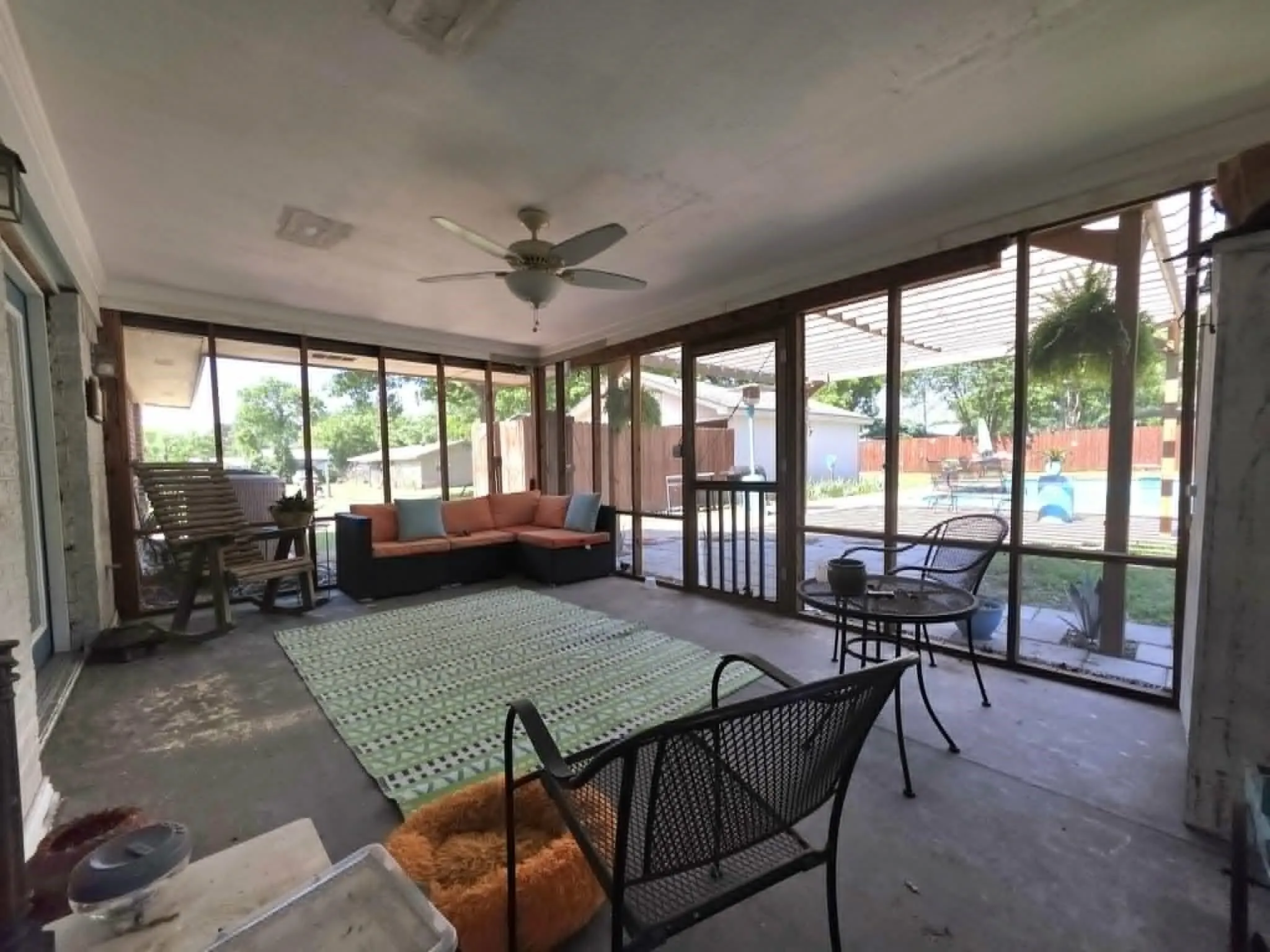 Single Family Residence For Sale in Freestone County , 900 S 8th Avenue, Teague, Texas 75860, 3 Bedroom, 2 Bathroom, Garage spaces, 1,556 Sqft, built in 1986, mls#21265323, Real Estate Agent in Teague, Homes For Sale in Freestone county, Homes For Sale in Teague, Realtor in Teague Texas, Real Estate Brokerage Independent Realty Texas, Luminita Cordes Realtor