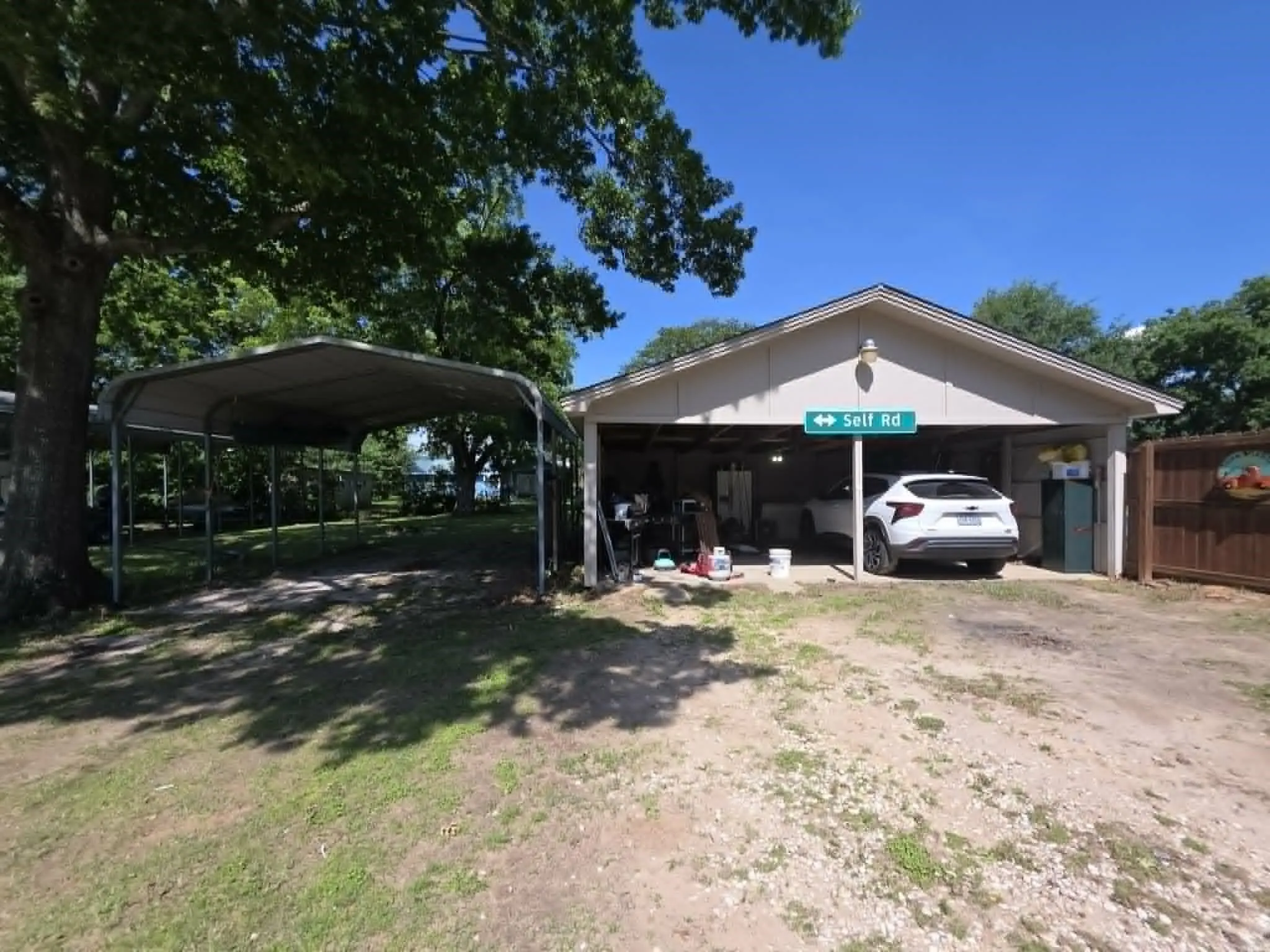 Single Family Residence For Sale in Freestone County , 900 S 8th Avenue, Teague, Texas 75860, 3 Bedroom, 2 Bathroom, Garage spaces, 1,556 Sqft, built in 1986, mls#21265323, Real Estate Agent in Teague, Homes For Sale in Freestone county, Homes For Sale in Teague, Realtor in Teague Texas, Real Estate Brokerage Independent Realty Texas, Luminita Cordes Realtor