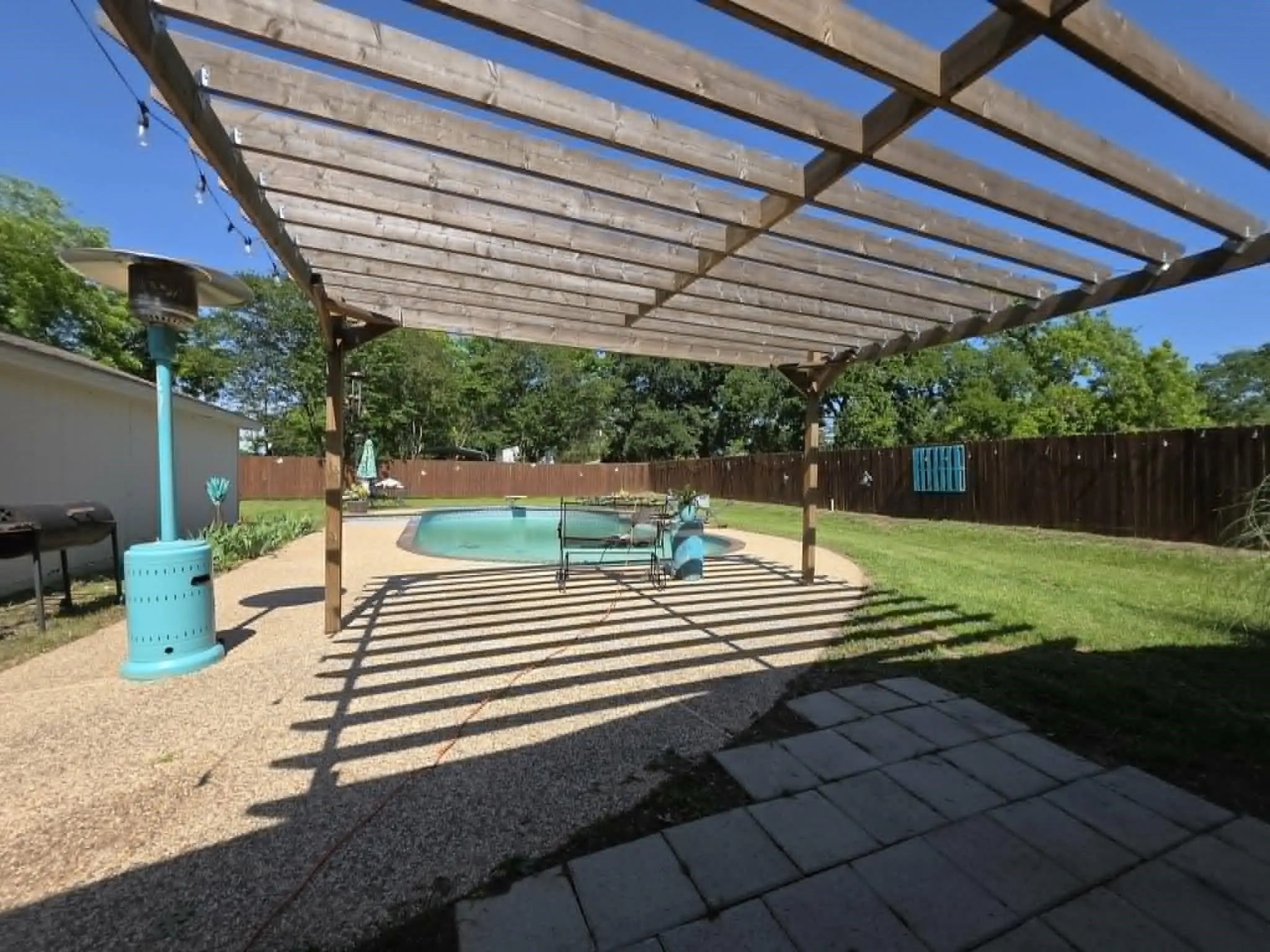 Single Family Residence For Sale in Freestone County , 900 S 8th Avenue, Teague, Texas 75860, 3 Bedroom, 2 Bathroom, Garage spaces, 1,556 Sqft, built in 1986, mls#21265323, Real Estate Agent in Teague, Homes For Sale in Freestone county, Homes For Sale in Teague, Realtor in Teague Texas, Real Estate Brokerage Independent Realty Texas, Luminita Cordes Realtor