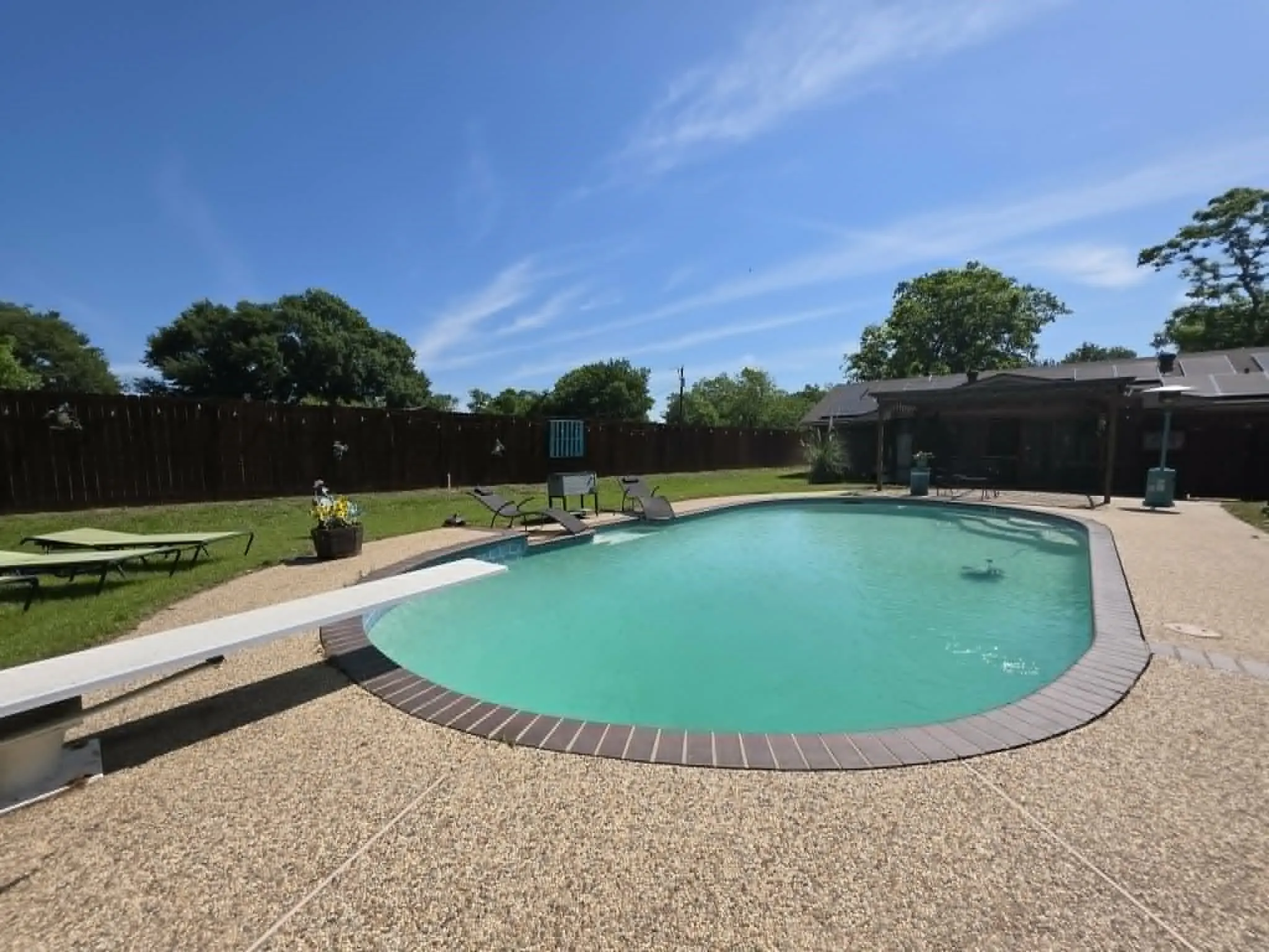 Single Family Residence For Sale in Freestone County , 900 S 8th Avenue, Teague, Texas 75860, 3 Bedroom, 2 Bathroom, Garage spaces, 1,556 Sqft, built in 1986, mls#21265323, Real Estate Agent in Teague, Homes For Sale in Freestone county, Homes For Sale in Teague, Realtor in Teague Texas, Real Estate Brokerage Independent Realty Texas, Luminita Cordes Realtor