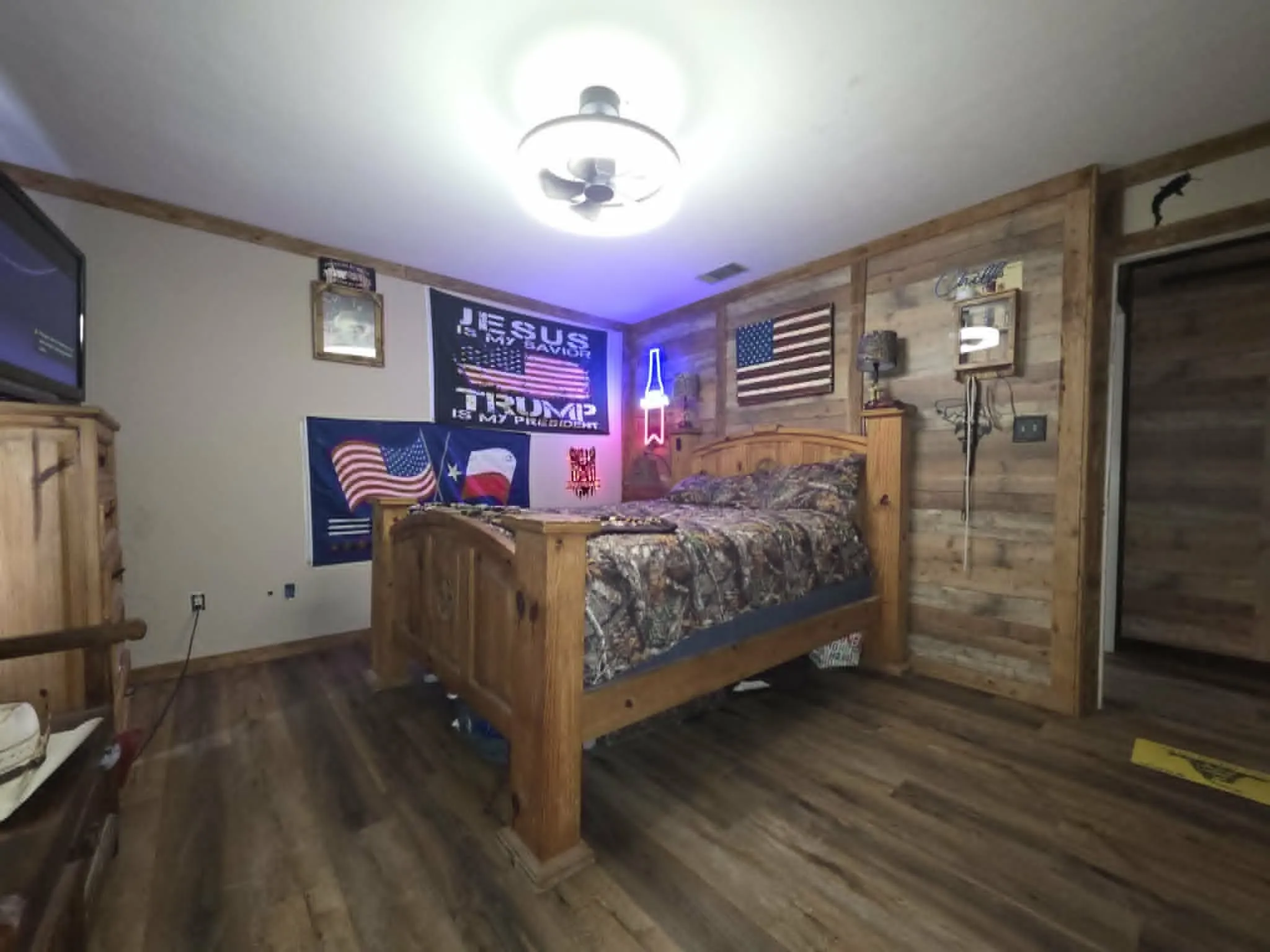 Single Family Residence For Sale in Freestone County , 900 S 8th Avenue, Teague, Texas 75860, 3 Bedroom, 2 Bathroom, Garage spaces, 1,556 Sqft, built in 1986, mls#21265323, Real Estate Agent in Teague, Homes For Sale in Freestone county, Homes For Sale in Teague, Realtor in Teague Texas, Real Estate Brokerage Independent Realty Texas, Luminita Cordes Realtor