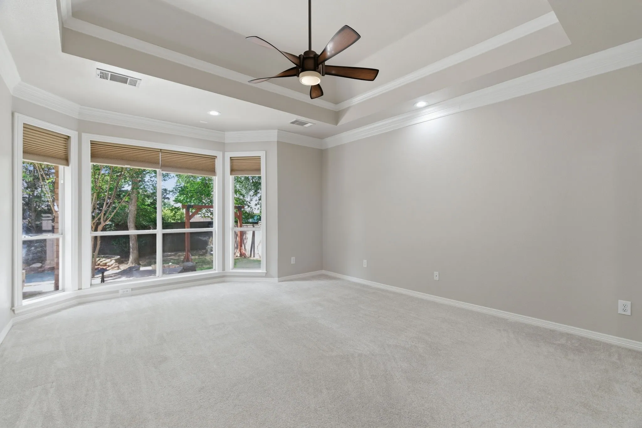 Single Family Residence For Sale in Tarrant County , 605 Blair Court, Southlake, Texas 76092, 4 Bedroom, 4 Bathroom, 3 Garage spaces, 4,030 Sqft, built in 1997, mls#21263761, Real Estate Agent in Southlake, Homes For Sale in Tarrant county, Homes For Sale in Southlake, Realtor in Southlake Texas, Real Estate Brokerage Independent Realty Texas, Luminita Cordes Realtor