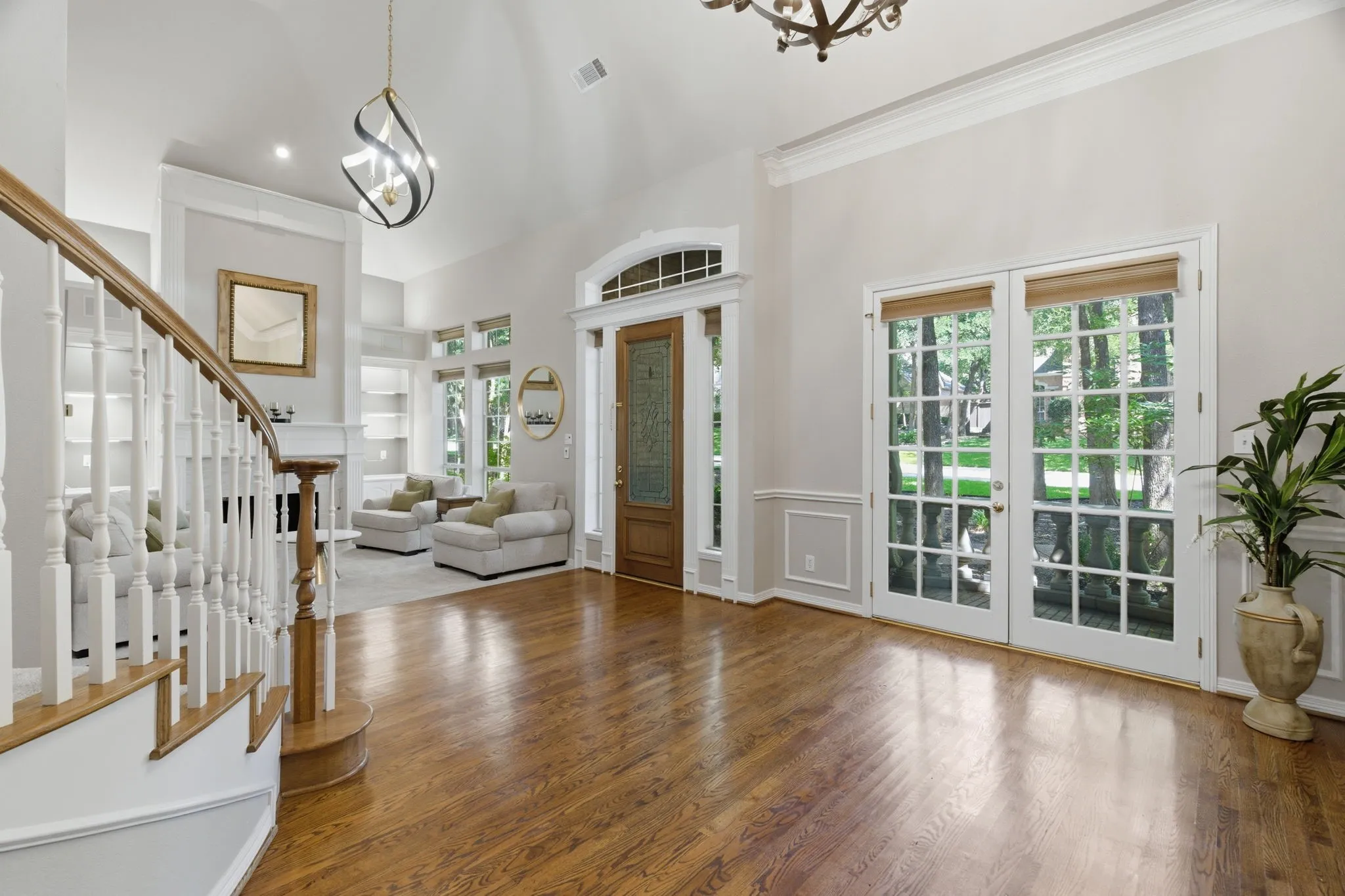 Single Family Residence For Sale in Tarrant County , 605 Blair Court, Southlake, Texas 76092, 4 Bedroom, 4 Bathroom, 3 Garage spaces, 4,030 Sqft, built in 1997, mls#21263761, Real Estate Agent in Southlake, Homes For Sale in Tarrant county, Homes For Sale in Southlake, Realtor in Southlake Texas, Real Estate Brokerage Independent Realty Texas, Luminita Cordes Realtor