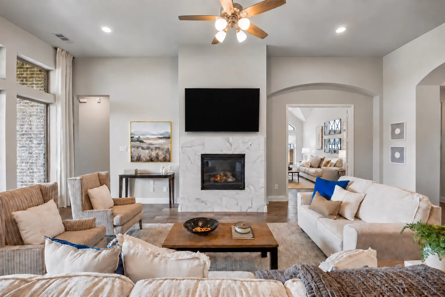 Single Family Residence For Sale in Collin County , 409 Calmwater Cove, Mc Kinney, Texas 75071, 4 Bedroom, 4 Bathroom, 3 Garage spaces, 2,930 Sqft, built in 2021, mls#21265345, Real Estate Agent in Mc Kinney, Homes For Sale in Collin county, Homes For Sale in Mc Kinney, Realtor in Mc Kinney Texas, Real Estate Brokerage Independent Realty Texas, Luminita Cordes Realtor