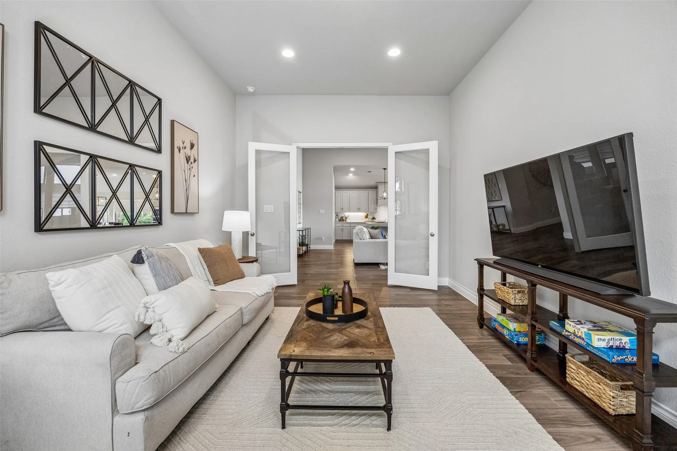 Single Family Residence For Sale in Collin County , 409 Calmwater Cove, Mc Kinney, Texas 75071, 4 Bedroom, 4 Bathroom, 3 Garage spaces, 2,930 Sqft, built in 2021, mls#21265345, Real Estate Agent in Mc Kinney, Homes For Sale in Collin county, Homes For Sale in Mc Kinney, Realtor in Mc Kinney Texas, Real Estate Brokerage Independent Realty Texas, Luminita Cordes Realtor