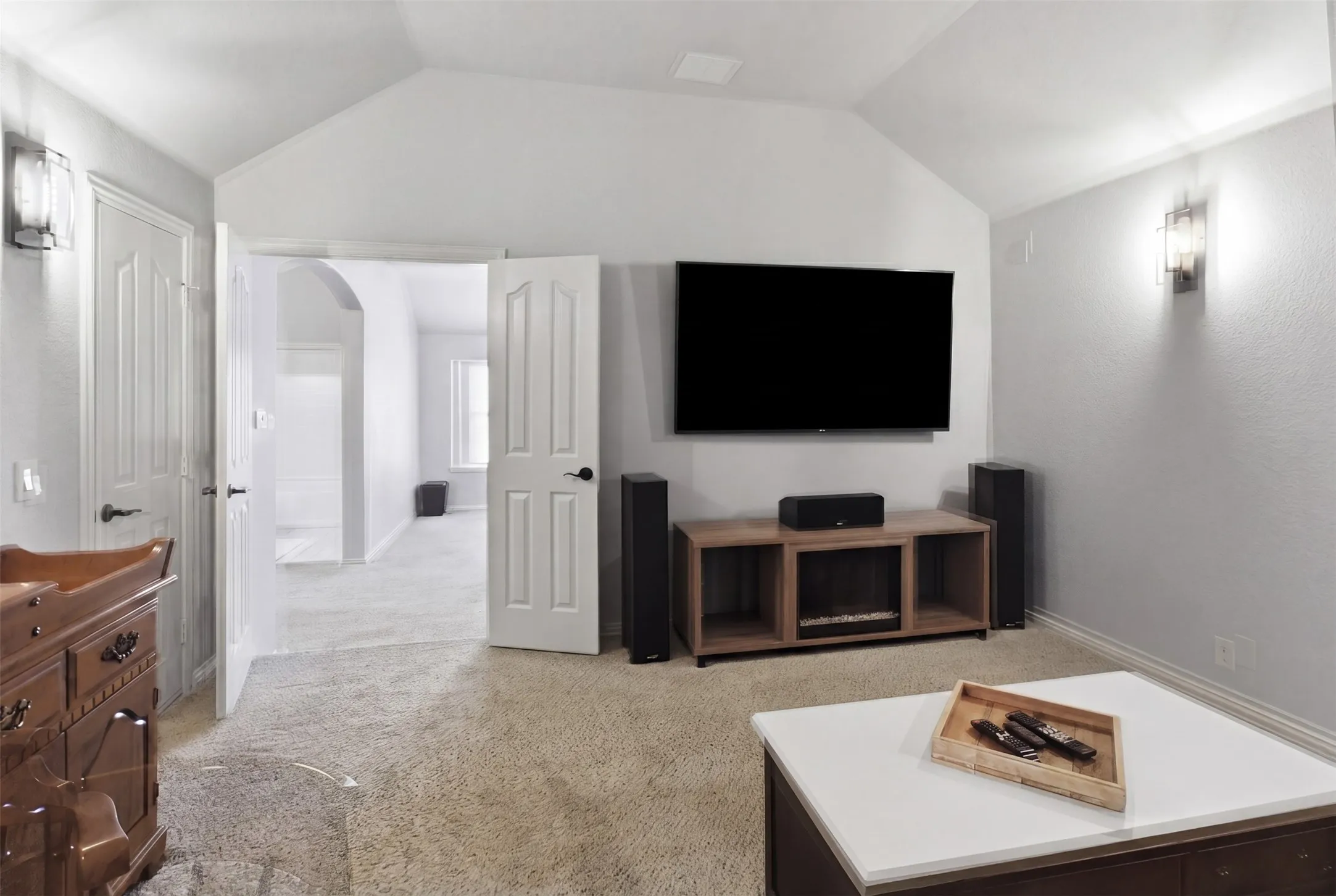 Single Family Residence For Sale in Denton County , 8100 Canyon Drive, Aubrey, Texas 76227, 5 Bedroom, 3 Bathroom, 2 Garage spaces, 3,283 Sqft, built in 2015, mls#21265350, Real Estate Agent in Aubrey, Homes For Sale in Denton county, Homes For Sale in Aubrey, Realtor in Aubrey Texas, Real Estate Brokerage Independent Realty Texas, Luminita Cordes Realtor