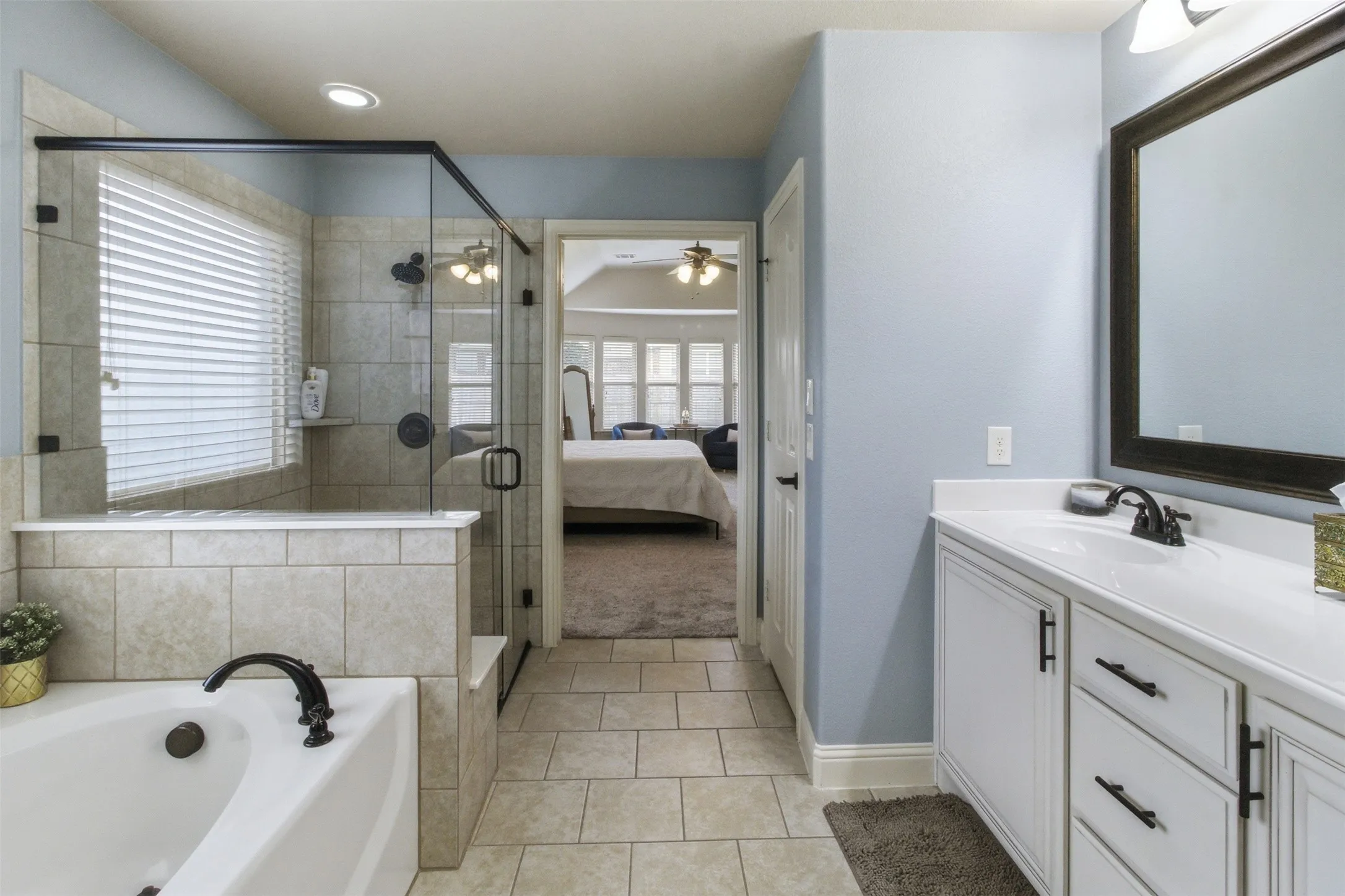 Single Family Residence For Sale in Denton County , 8100 Canyon Drive, Aubrey, Texas 76227, 5 Bedroom, 3 Bathroom, 2 Garage spaces, 3,283 Sqft, built in 2015, mls#21265350, Real Estate Agent in Aubrey, Homes For Sale in Denton county, Homes For Sale in Aubrey, Realtor in Aubrey Texas, Real Estate Brokerage Independent Realty Texas, Luminita Cordes Realtor