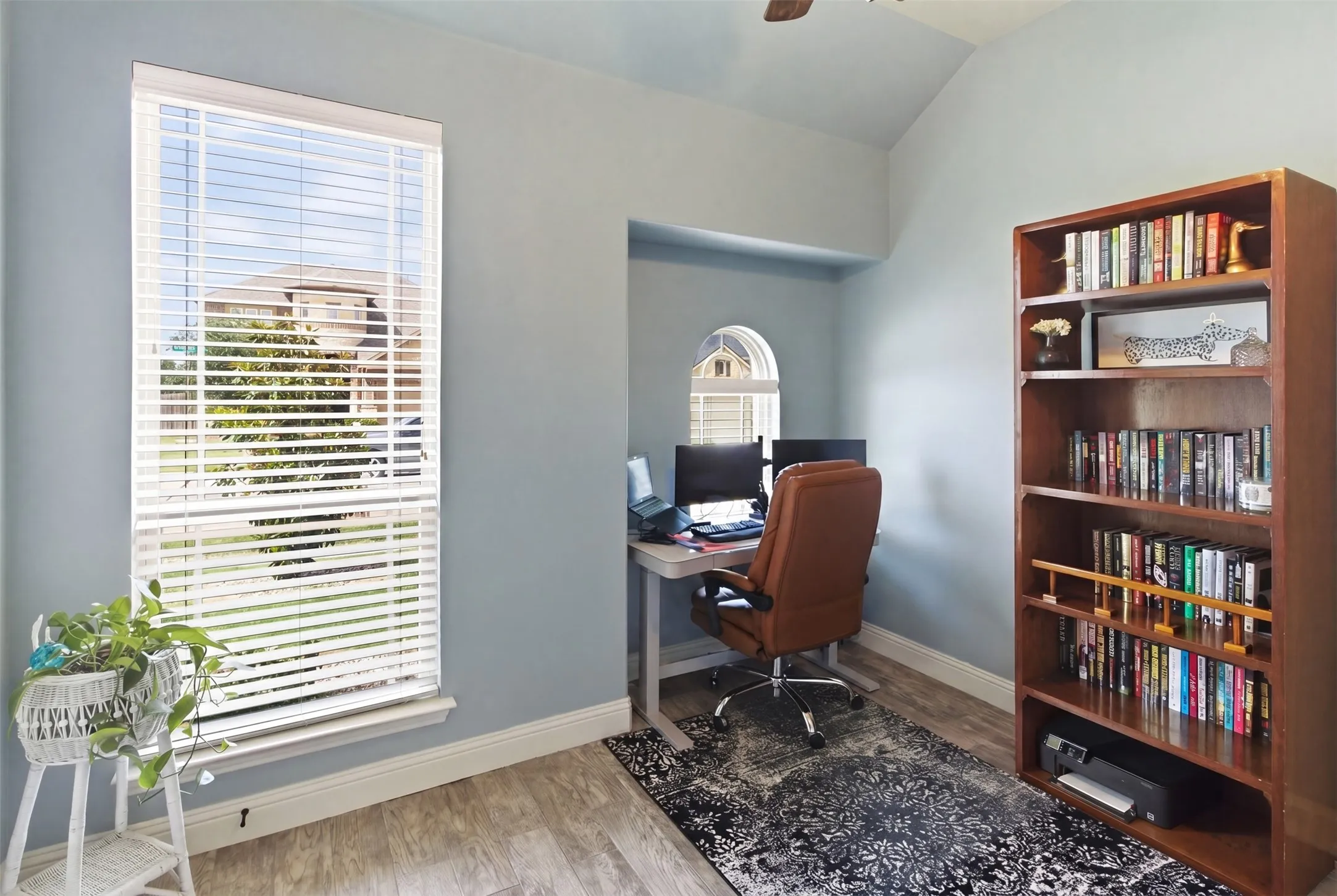 Single Family Residence For Sale in Denton County , 8100 Canyon Drive, Aubrey, Texas 76227, 5 Bedroom, 3 Bathroom, 2 Garage spaces, 3,283 Sqft, built in 2015, mls#21265350, Real Estate Agent in Aubrey, Homes For Sale in Denton county, Homes For Sale in Aubrey, Realtor in Aubrey Texas, Real Estate Brokerage Independent Realty Texas, Luminita Cordes Realtor