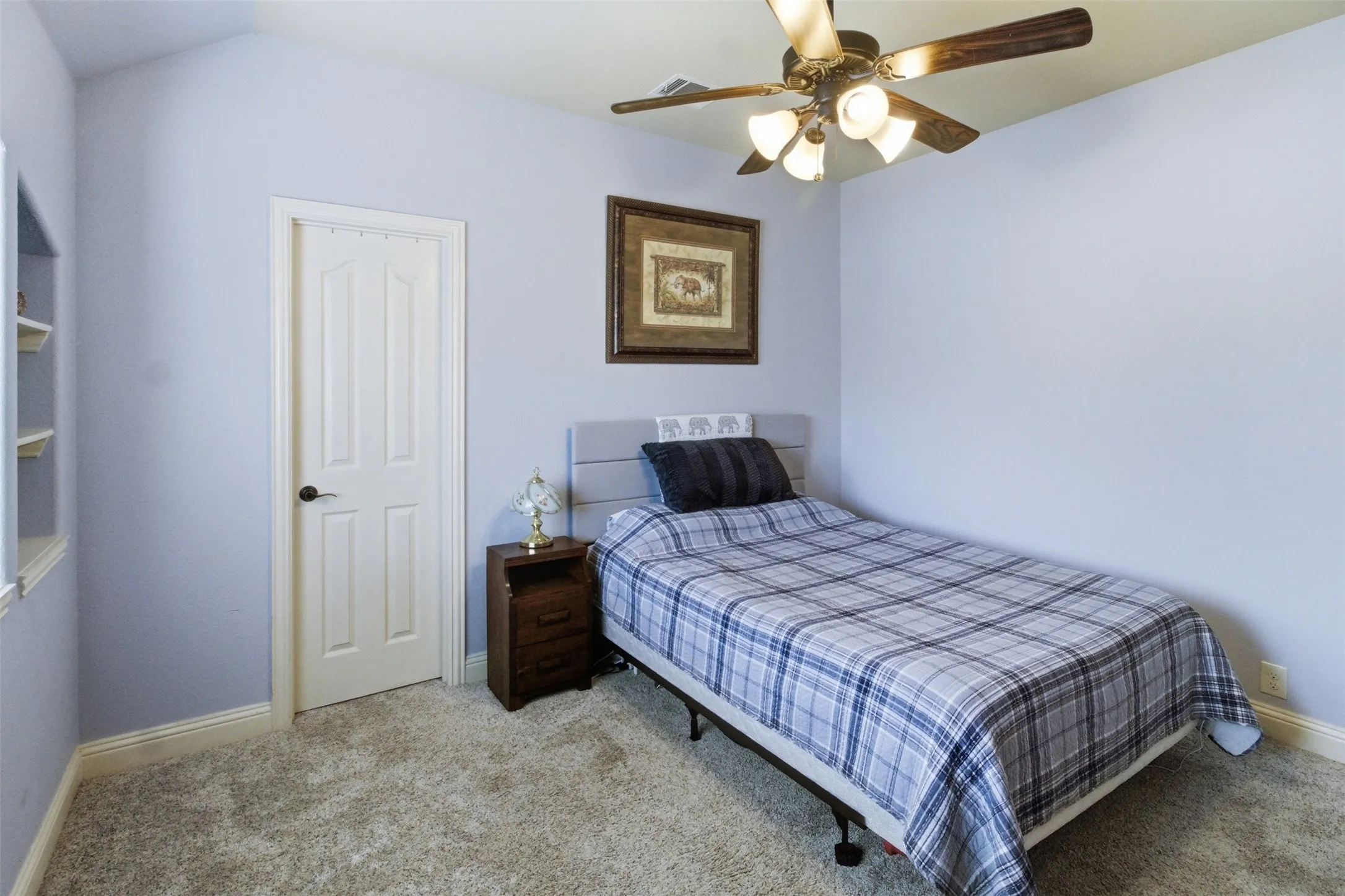 Single Family Residence For Sale in Denton County , 8100 Canyon Drive, Aubrey, Texas 76227, 5 Bedroom, 3 Bathroom, 2 Garage spaces, 3,283 Sqft, built in 2015, mls#21265350, Real Estate Agent in Aubrey, Homes For Sale in Denton county, Homes For Sale in Aubrey, Realtor in Aubrey Texas, Real Estate Brokerage Independent Realty Texas, Luminita Cordes Realtor