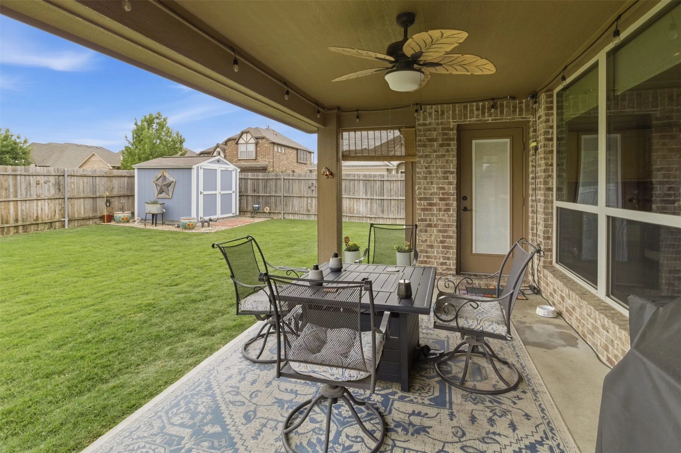 Single Family Residence For Sale in Denton County , 8100 Canyon Drive, Aubrey, Texas 76227, 5 Bedroom, 3 Bathroom, 2 Garage spaces, 3,283 Sqft, built in 2015, mls#21265350, Real Estate Agent in Aubrey, Homes For Sale in Denton county, Homes For Sale in Aubrey, Realtor in Aubrey Texas, Real Estate Brokerage Independent Realty Texas, Luminita Cordes Realtor