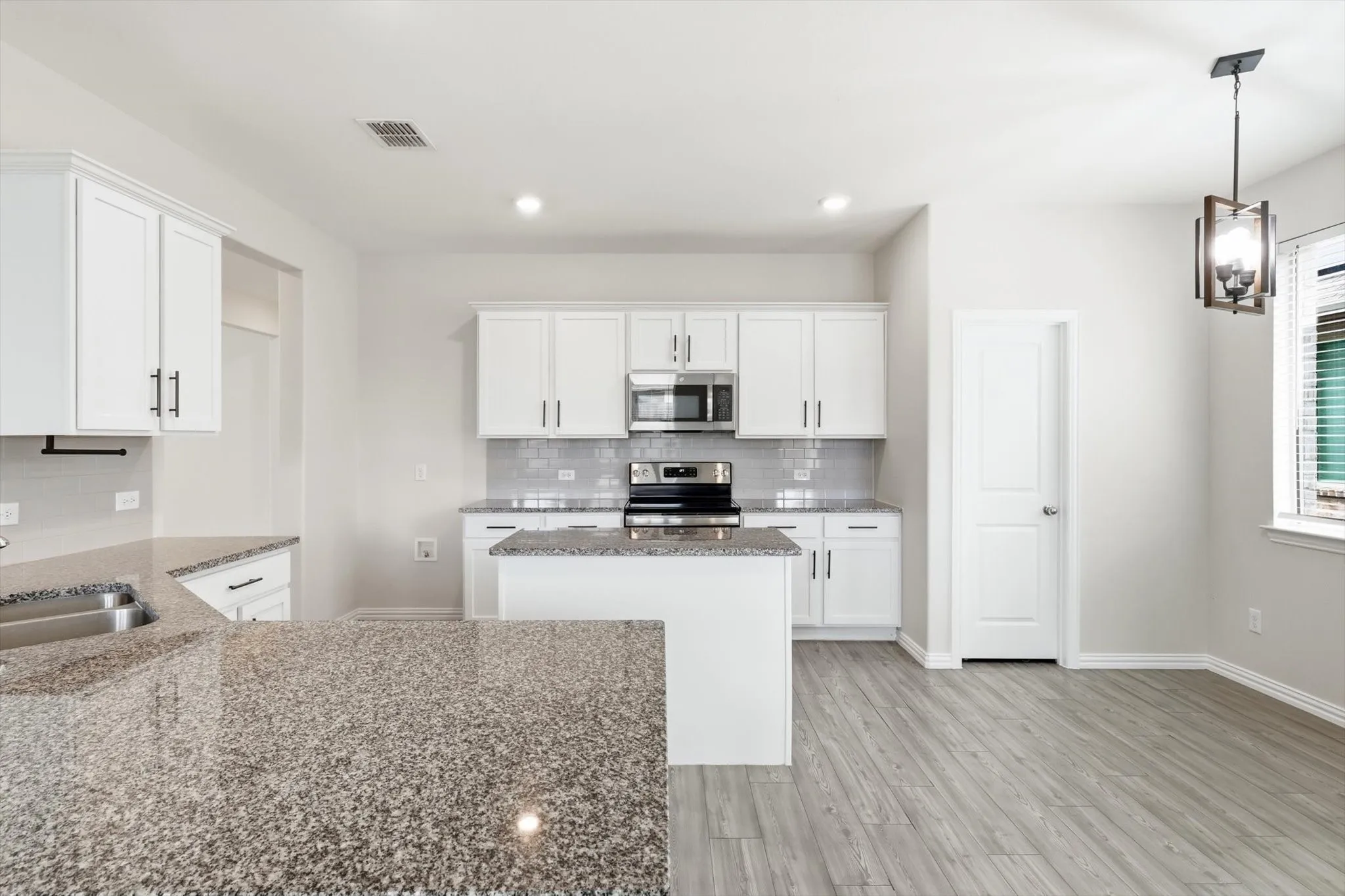 Single Family Residence For Sale in Collin County , 716 Biscay Way, Princeton, Texas 75407, 4 Bedroom, 2 Bathroom, 2 Garage spaces, 1,994 Sqft, built in 2021, mls#21235439, Real Estate Agent in Princeton, Homes For Sale in Collin county, Homes For Sale in Princeton, Realtor in Princeton Texas, Real Estate Brokerage Independent Realty Texas, Luminita Cordes Realtor