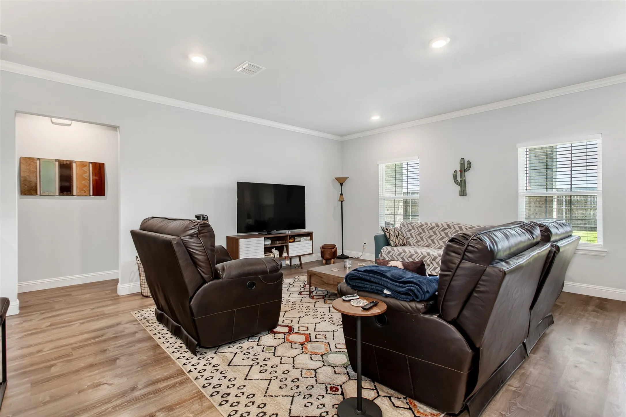 Single Family Residence For Sale in Collin County , 330 Rock Acre Drive, Lavon, Texas 75166, 4 Bedroom, 3 Bathroom, 2 Garage spaces, 2,315 Sqft, built in 2022, mls#21264658, Real Estate Agent in Lavon, Homes For Sale in Collin county, Homes For Sale in Lavon, Realtor in Lavon Texas, Real Estate Brokerage Independent Realty Texas, Luminita Cordes Realtor