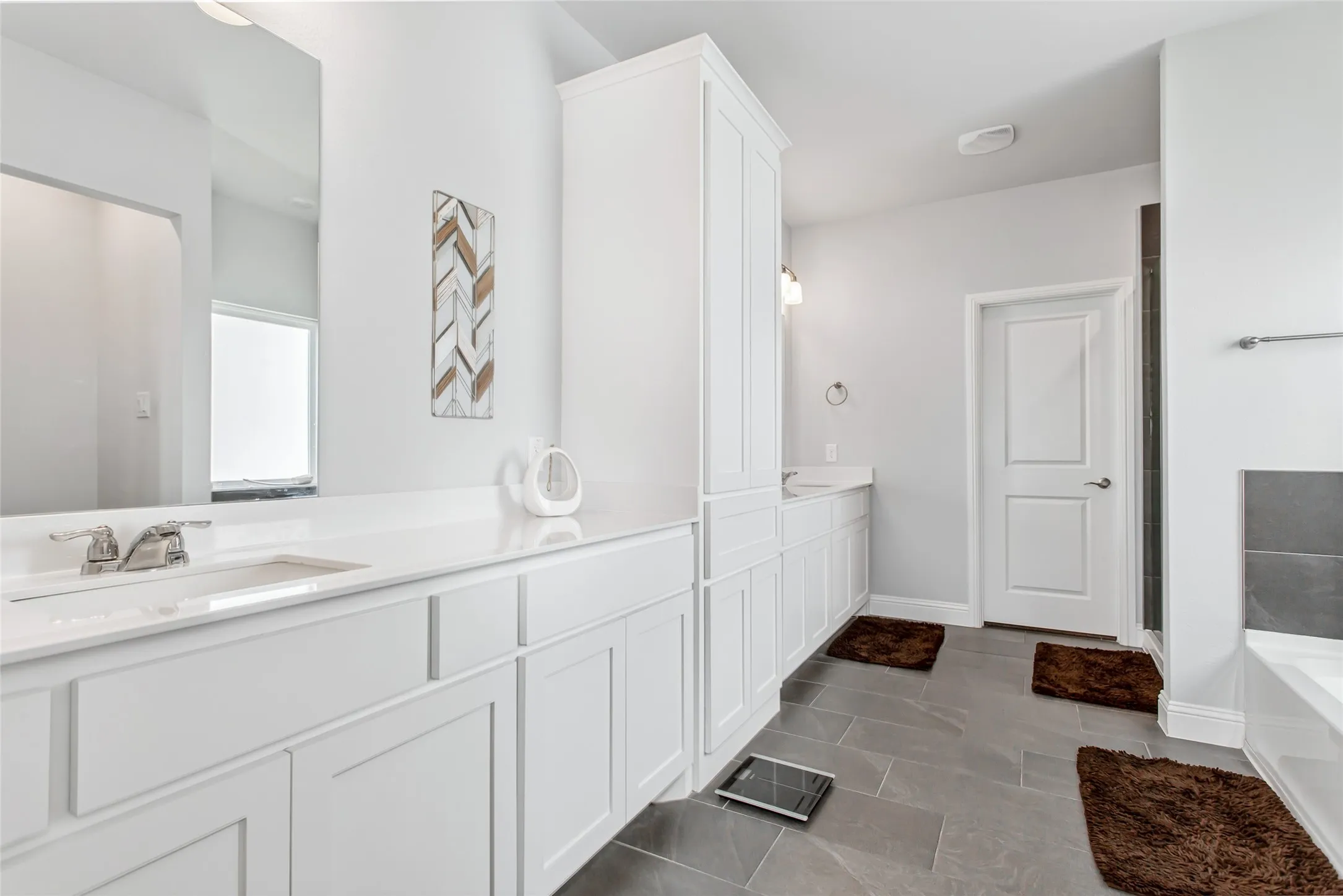 Single Family Residence For Sale in Collin County , 330 Rock Acre Drive, Lavon, Texas 75166, 4 Bedroom, 3 Bathroom, 2 Garage spaces, 2,315 Sqft, built in 2022, mls#21264658, Real Estate Agent in Lavon, Homes For Sale in Collin county, Homes For Sale in Lavon, Realtor in Lavon Texas, Real Estate Brokerage Independent Realty Texas, Luminita Cordes Realtor