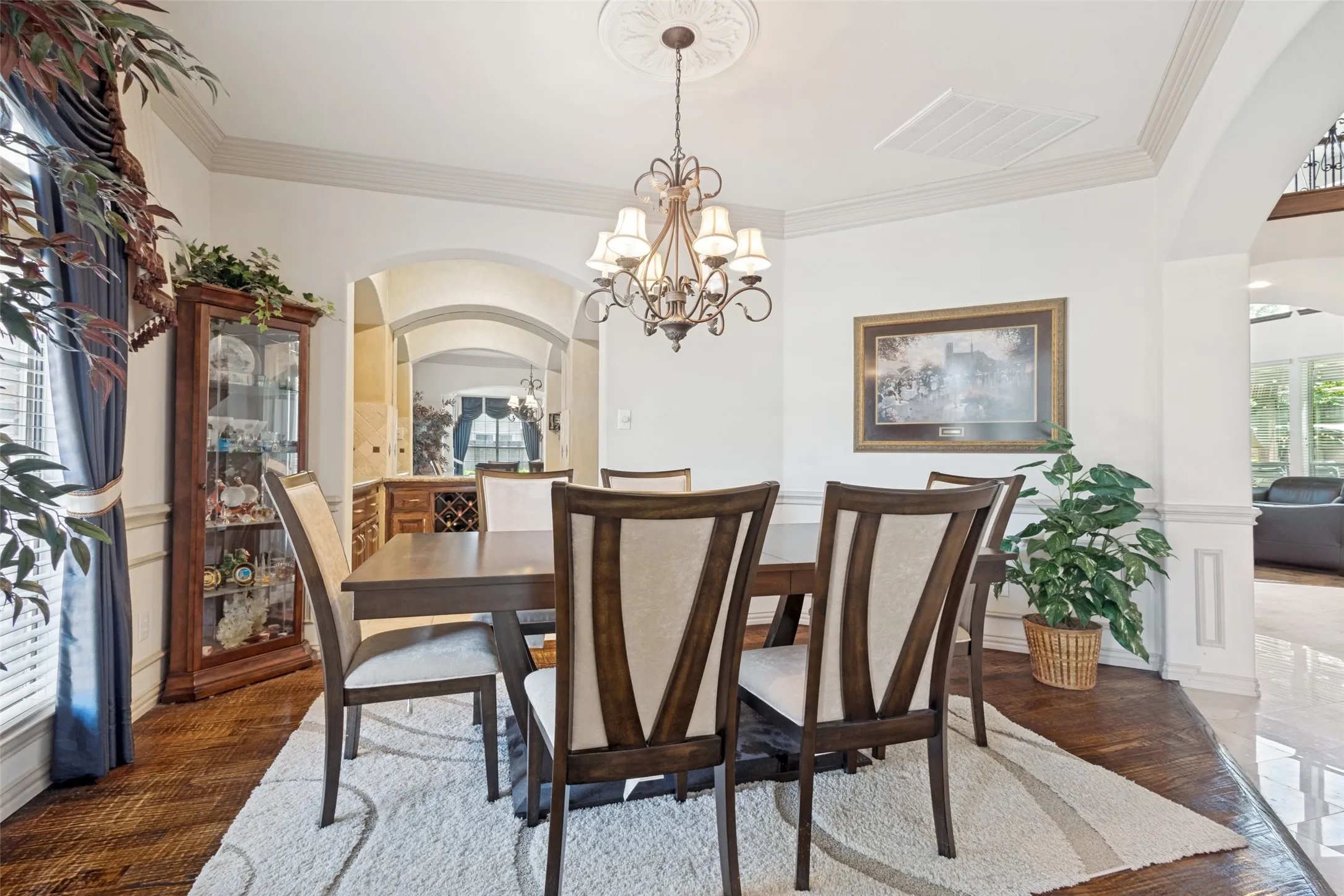 Single Family Residence For Sale in Denton County , 1909 Grand Park Place, Flower Mound, Texas 75028, 5 Bedroom, 4 Bathroom, 2 Garage spaces, 3,640 Sqft, built in 2003, mls#21265397, Real Estate Agent in Flower Mound, Homes For Sale in Denton county, Homes For Sale in Flower Mound, Realtor in Flower Mound Texas, Real Estate Brokerage Independent Realty Texas, Luminita Cordes Realtor