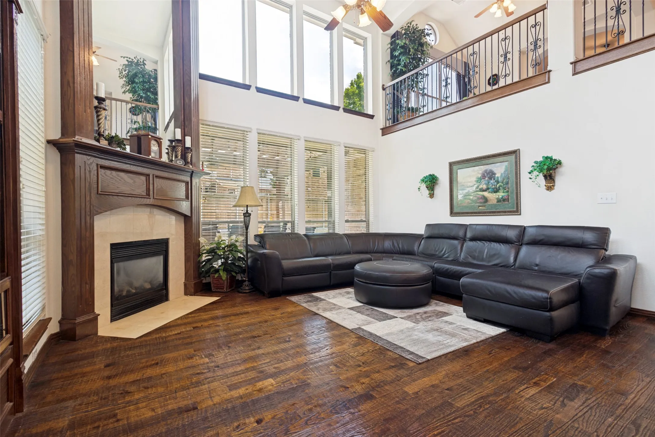 Single Family Residence For Sale in Denton County , 1909 Grand Park Place, Flower Mound, Texas 75028, 5 Bedroom, 4 Bathroom, 2 Garage spaces, 3,640 Sqft, built in 2003, mls#21265397, Real Estate Agent in Flower Mound, Homes For Sale in Denton county, Homes For Sale in Flower Mound, Realtor in Flower Mound Texas, Real Estate Brokerage Independent Realty Texas, Luminita Cordes Realtor