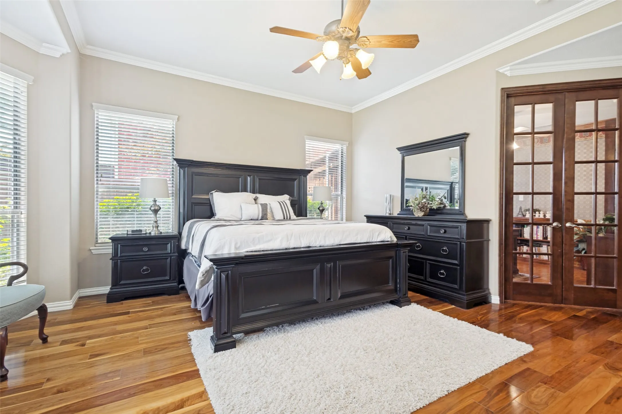 Single Family Residence For Sale in Denton County , 1909 Grand Park Place, Flower Mound, Texas 75028, 5 Bedroom, 4 Bathroom, 2 Garage spaces, 3,640 Sqft, built in 2003, mls#21265397, Real Estate Agent in Flower Mound, Homes For Sale in Denton county, Homes For Sale in Flower Mound, Realtor in Flower Mound Texas, Real Estate Brokerage Independent Realty Texas, Luminita Cordes Realtor