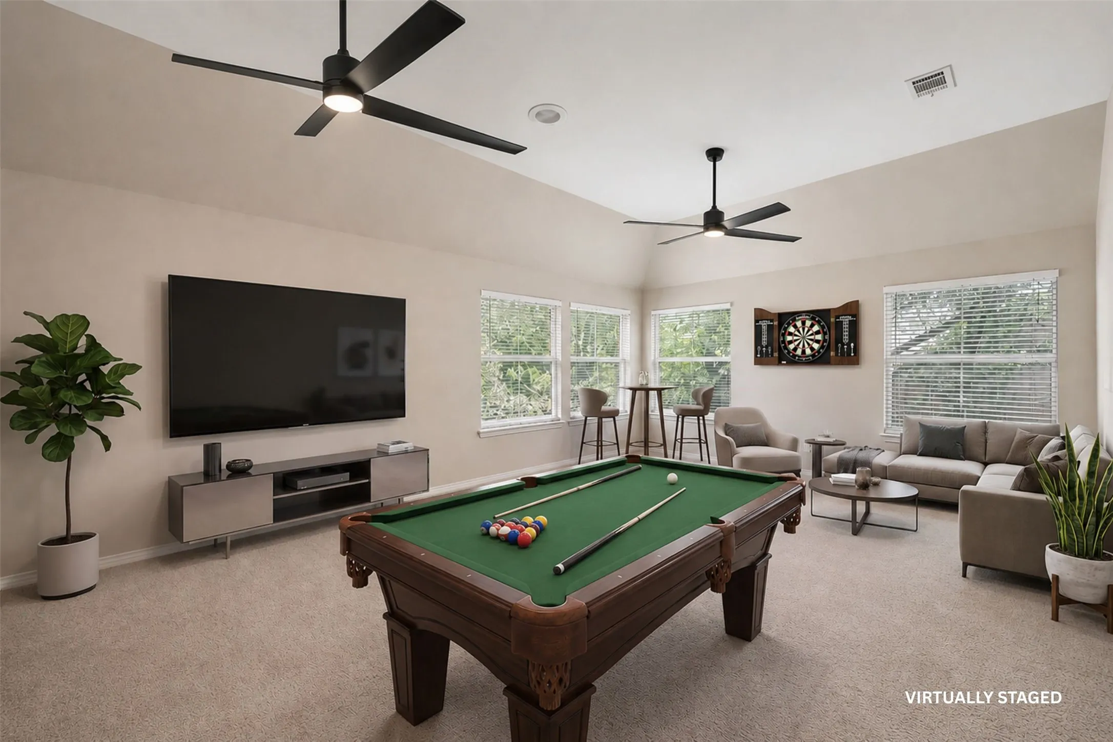 Single Family Residence For Sale in Tarrant County , 303 Waterford Court, Southlake, Texas 76092, 4 Bedroom, 5 Bathroom, 3 Garage spaces, 3,562 Sqft, built in 1992, mls#21237189, Real Estate Agent in Southlake, Homes For Sale in Tarrant county, Homes For Sale in Southlake, Realtor in Southlake Texas, Real Estate Brokerage Independent Realty Texas, Luminita Cordes Realtor