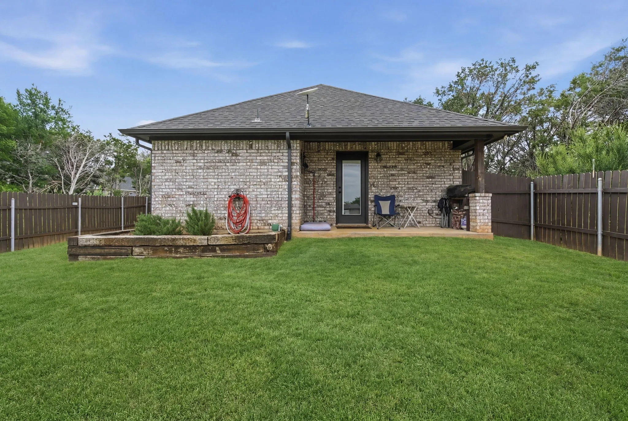 Single Family Residence For Sale in Hood County , 2926 Paluxy Trail, Granbury, Texas 76048, 3 Bedroom, 2 Bathroom, Garage spaces, 1,503 Sqft, built in 2020, mls#21265407, Real Estate Agent in Granbury, Homes For Sale in Hood county, Homes For Sale in Granbury, Realtor in Granbury Texas, Real Estate Brokerage Independent Realty Texas, Luminita Cordes Realtor