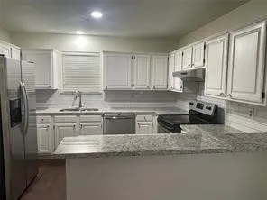 Single Family Residence For Rent in Dallas County , 5412 Village Green Drive, Mesquite, Texas 75150, 3 Bedroom, 2 Bathroom, 2 Garage spaces, 1,422 Sqft, built in 1981, mls#21265409, Real Estate Agent in Mesquite, Homes For Rent in Dallas county, Homes For Rent in Mesquite, Realtor in Mesquite Texas, Real Estate Brokerage Independent Realty Texas, Luminita Cordes Realtor