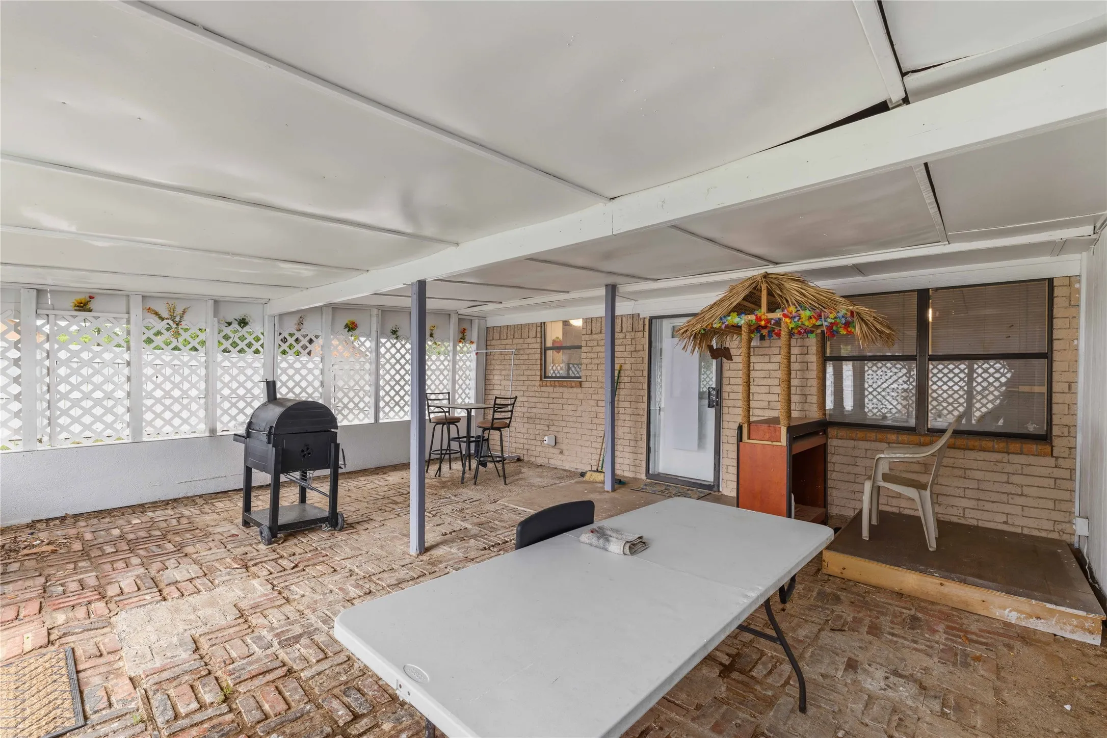Single Family Residence For Sale in Brown County , 4416 Mimosa Drive, Brownwood, Texas 76801, 3 Bedroom, 2 Bathroom, Garage spaces, 1,783 Sqft, built in 0, mls#21265079, Real Estate Agent in Brownwood, Homes For Sale in Brown county, Homes For Sale in Brownwood, Realtor in Brownwood Texas, Real Estate Brokerage Independent Realty Texas, Luminita Cordes Realtor