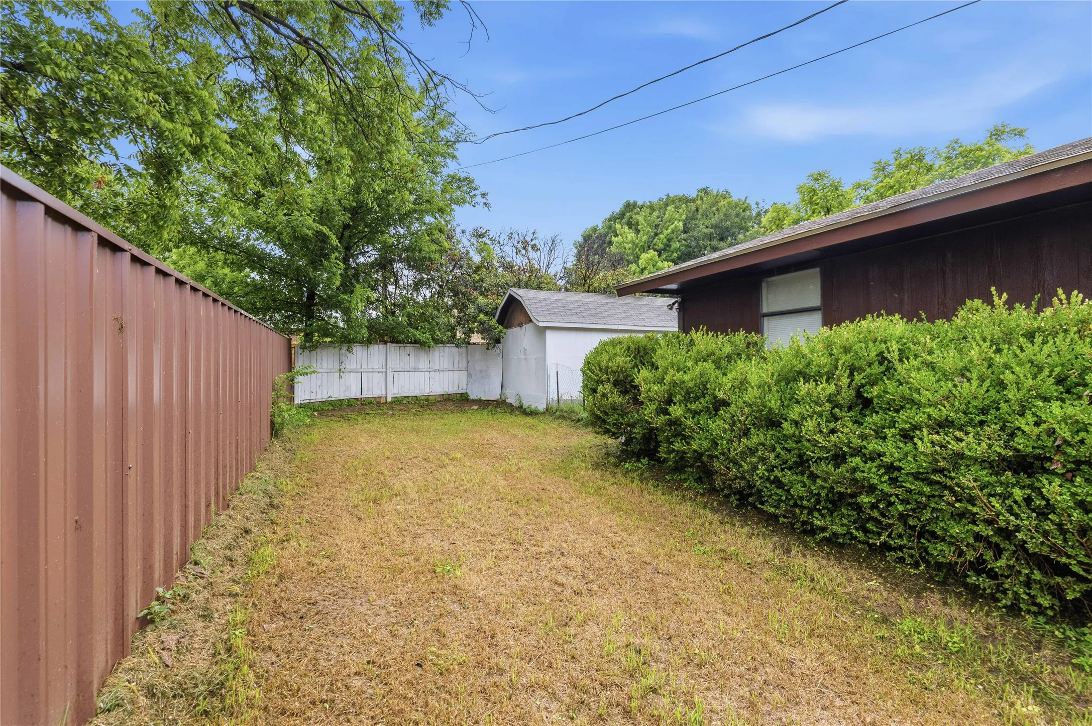 Single Family Residence For Sale in Brown County , 4416 Mimosa Drive, Brownwood, Texas 76801, 3 Bedroom, 2 Bathroom, Garage spaces, 1,783 Sqft, built in 0, mls#21265079, Real Estate Agent in Brownwood, Homes For Sale in Brown county, Homes For Sale in Brownwood, Realtor in Brownwood Texas, Real Estate Brokerage Independent Realty Texas, Luminita Cordes Realtor