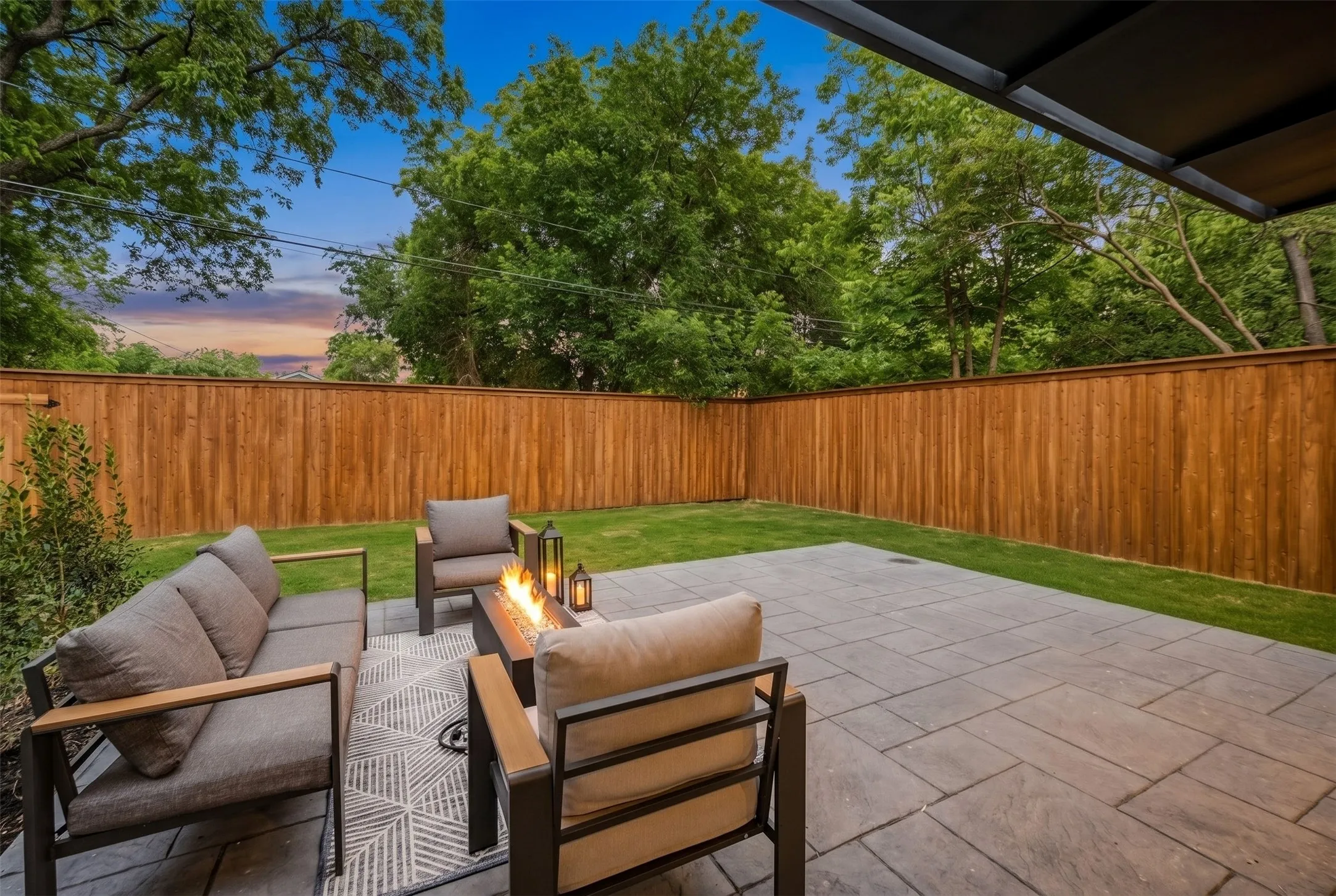 Single Family Residence For Sale in Dallas County , 3624 Fontana, Dallas, Texas 75220, 4 Bedroom, 3 Bathroom, 2 Garage spaces, 2,692 Sqft, built in 2026, mls#21265426, Real Estate Agent in Dallas, Homes For Sale in Dallas county, Homes For Sale in Dallas, Realtor in Dallas Texas, Real Estate Brokerage Independent Realty Texas, Luminita Cordes Realtor