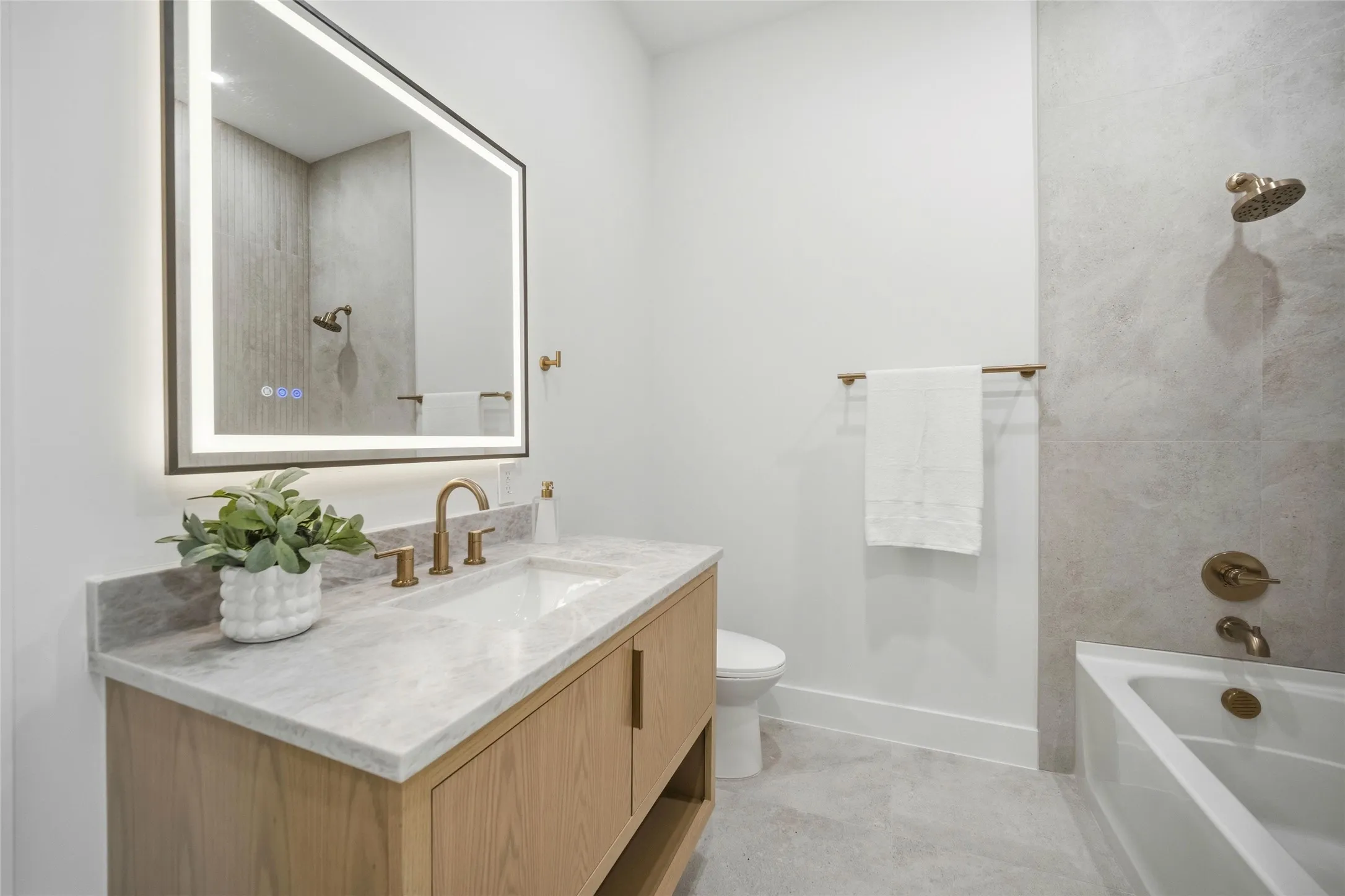 Single Family Residence For Sale in Dallas County , 3624 Fontana, Dallas, Texas 75220, 4 Bedroom, 3 Bathroom, 2 Garage spaces, 2,692 Sqft, built in 2026, mls#21265426, Real Estate Agent in Dallas, Homes For Sale in Dallas county, Homes For Sale in Dallas, Realtor in Dallas Texas, Real Estate Brokerage Independent Realty Texas, Luminita Cordes Realtor