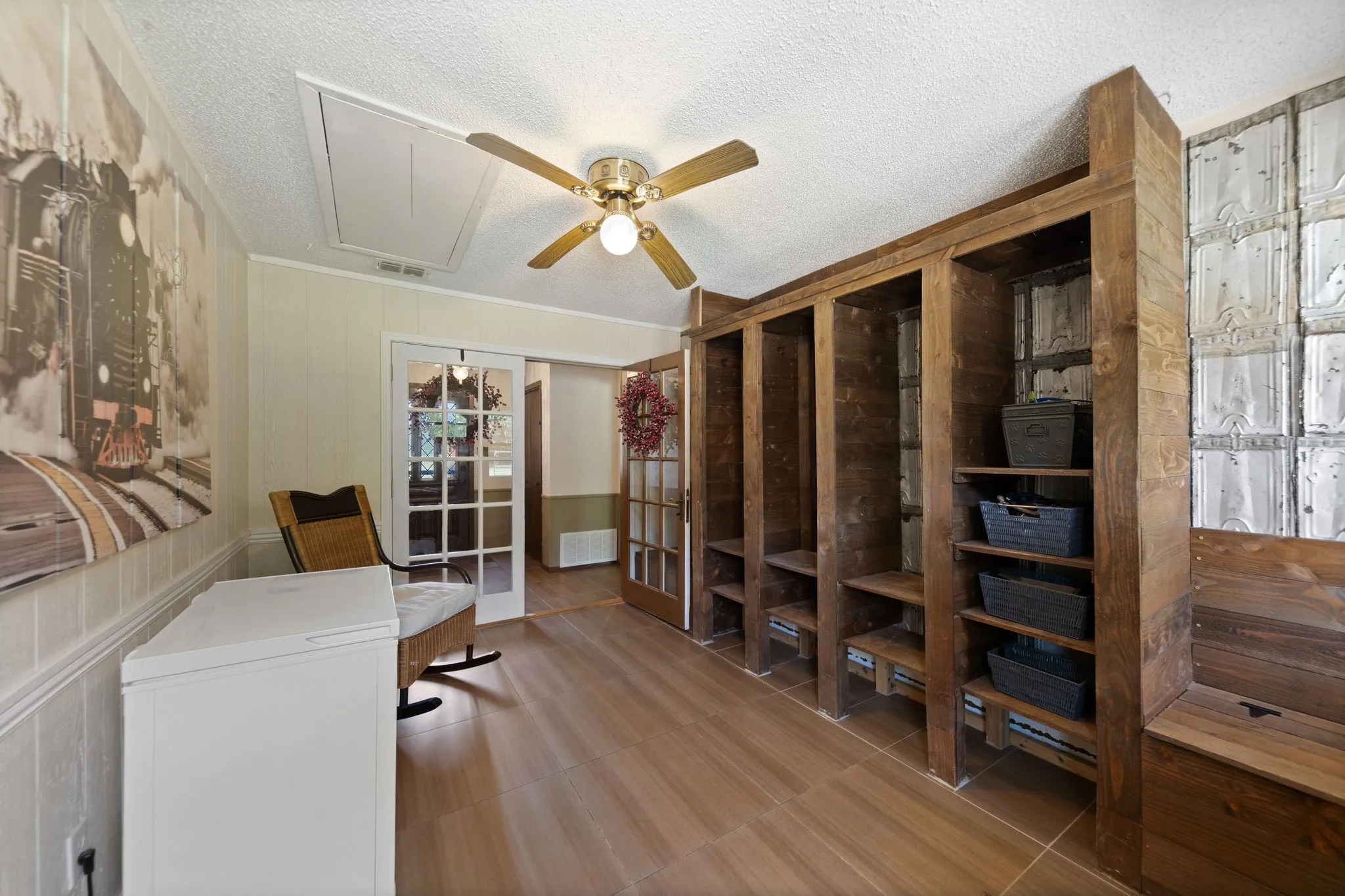 Farm For Sale in Denton County , 7808 ILESON Road, Aubrey, Texas 76227, 3 Bedroom, 2 Bathroom, 2 Garage spaces, 2,174 Sqft, built in 1982, mls#21265390, Real Estate Agent in Aubrey, Homes For Sale in Denton county, Homes For Sale in Aubrey, Realtor in Aubrey Texas, Real Estate Brokerage Independent Realty Texas, Luminita Cordes Realtor