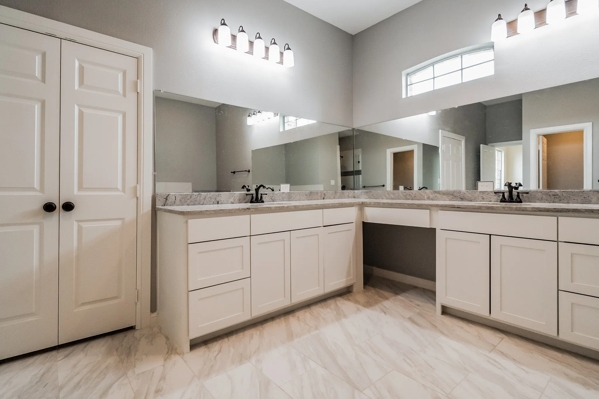 Single Family Residence For Rent in Collin County , 4220 Waterstone Estates Drive, Mc Kinney, Texas 75071, 4 Bedroom, 5 Bathroom, 3 Garage spaces, 3,435 Sqft, built in 2018, mls#21265435, Real Estate Agent in Mc Kinney, Homes For Rent in Collin county, Homes For Rent in Mc Kinney, Realtor in Mc Kinney Texas, Real Estate Brokerage Independent Realty Texas, Luminita Cordes Realtor