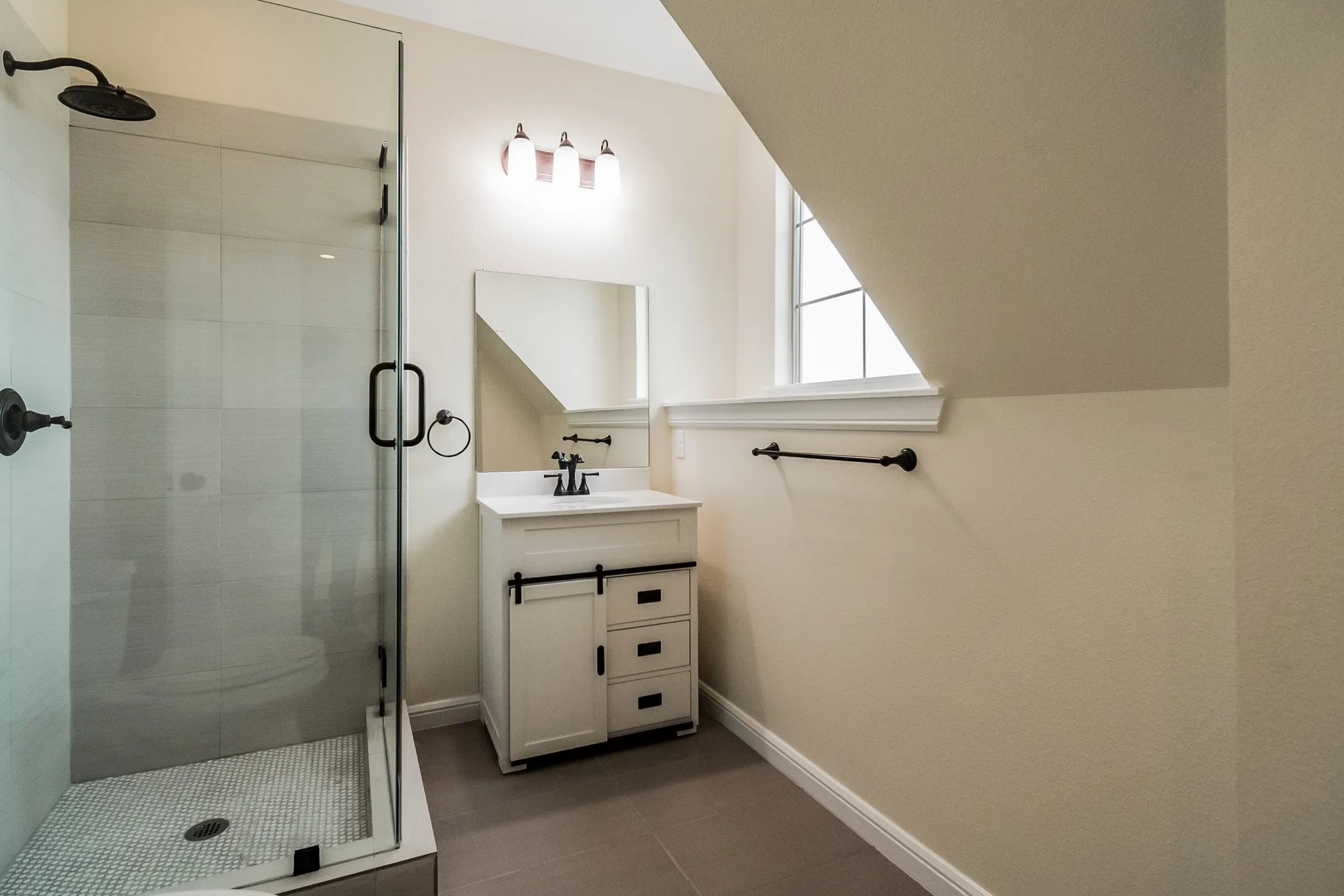 Single Family Residence For Rent in Collin County , 4220 Waterstone Estates Drive, Mc Kinney, Texas 75071, 4 Bedroom, 5 Bathroom, 3 Garage spaces, 3,435 Sqft, built in 2018, mls#21265435, Real Estate Agent in Mc Kinney, Homes For Rent in Collin county, Homes For Rent in Mc Kinney, Realtor in Mc Kinney Texas, Real Estate Brokerage Independent Realty Texas, Luminita Cordes Realtor