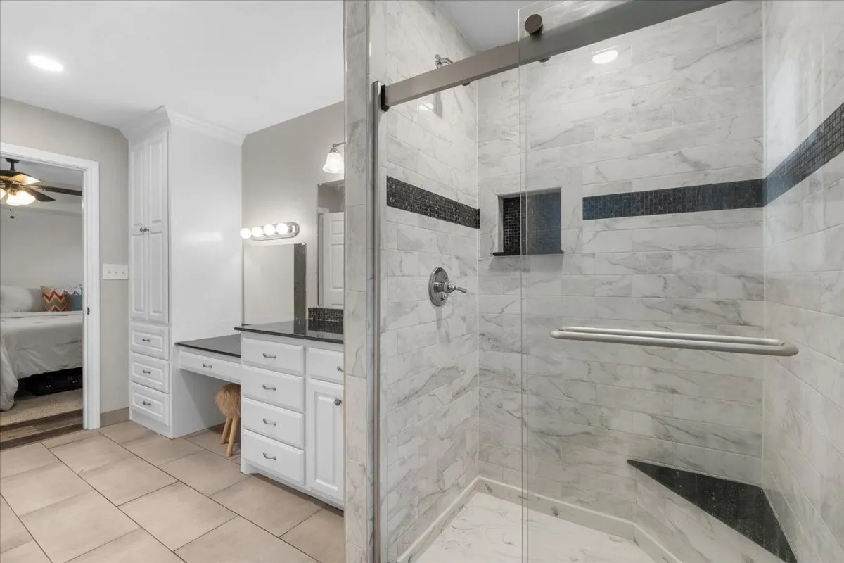 Single Family Residence For Sale in Navarro County , 3703 NW County Road 0016, Corsicana, Texas 75110, 4 Bedroom, 3 Bathroom, 2 Garage spaces, 2,600 Sqft, built in 1980, mls#21265219, Real Estate Agent in Corsicana, Homes For Sale in Navarro county, Homes For Sale in Corsicana, Realtor in Corsicana Texas, Real Estate Brokerage Independent Realty Texas, Luminita Cordes Realtor