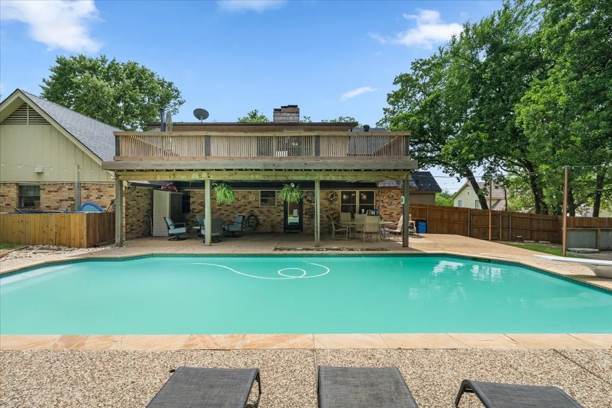 Single Family Residence For Sale in Navarro County , 3703 NW County Road 0016, Corsicana, Texas 75110, 4 Bedroom, 3 Bathroom, 2 Garage spaces, 2,600 Sqft, built in 1980, mls#21265219, Real Estate Agent in Corsicana, Homes For Sale in Navarro county, Homes For Sale in Corsicana, Realtor in Corsicana Texas, Real Estate Brokerage Independent Realty Texas, Luminita Cordes Realtor