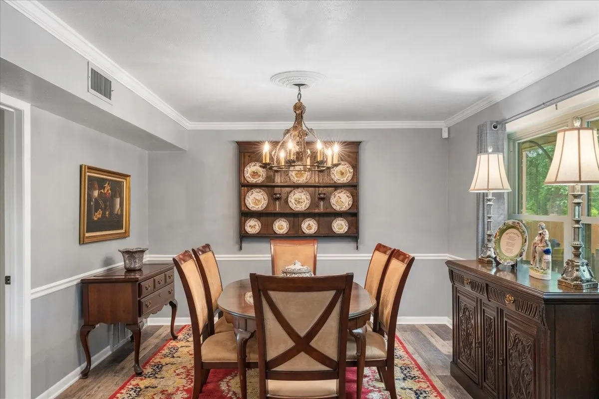 Single Family Residence For Sale in Navarro County , 3703 NW County Road 0016, Corsicana, Texas 75110, 4 Bedroom, 3 Bathroom, 2 Garage spaces, 2,600 Sqft, built in 1980, mls#21265219, Real Estate Agent in Corsicana, Homes For Sale in Navarro county, Homes For Sale in Corsicana, Realtor in Corsicana Texas, Real Estate Brokerage Independent Realty Texas, Luminita Cordes Realtor