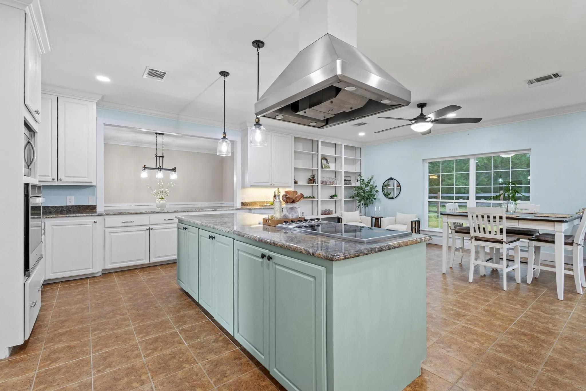 Single Family Residence For Sale in Hunt County , 2972 County Road 4826, Wolfe City, Texas 75496, 4 Bedroom, 3 Bathroom, 3 Garage spaces, 3,090 Sqft, built in 2007, mls#21265476, Real Estate Agent in Wolfe City, Homes For Sale in Hunt county, Homes For Sale in Wolfe City, Realtor in Wolfe City Texas, Real Estate Brokerage Independent Realty Texas, Luminita Cordes Realtor