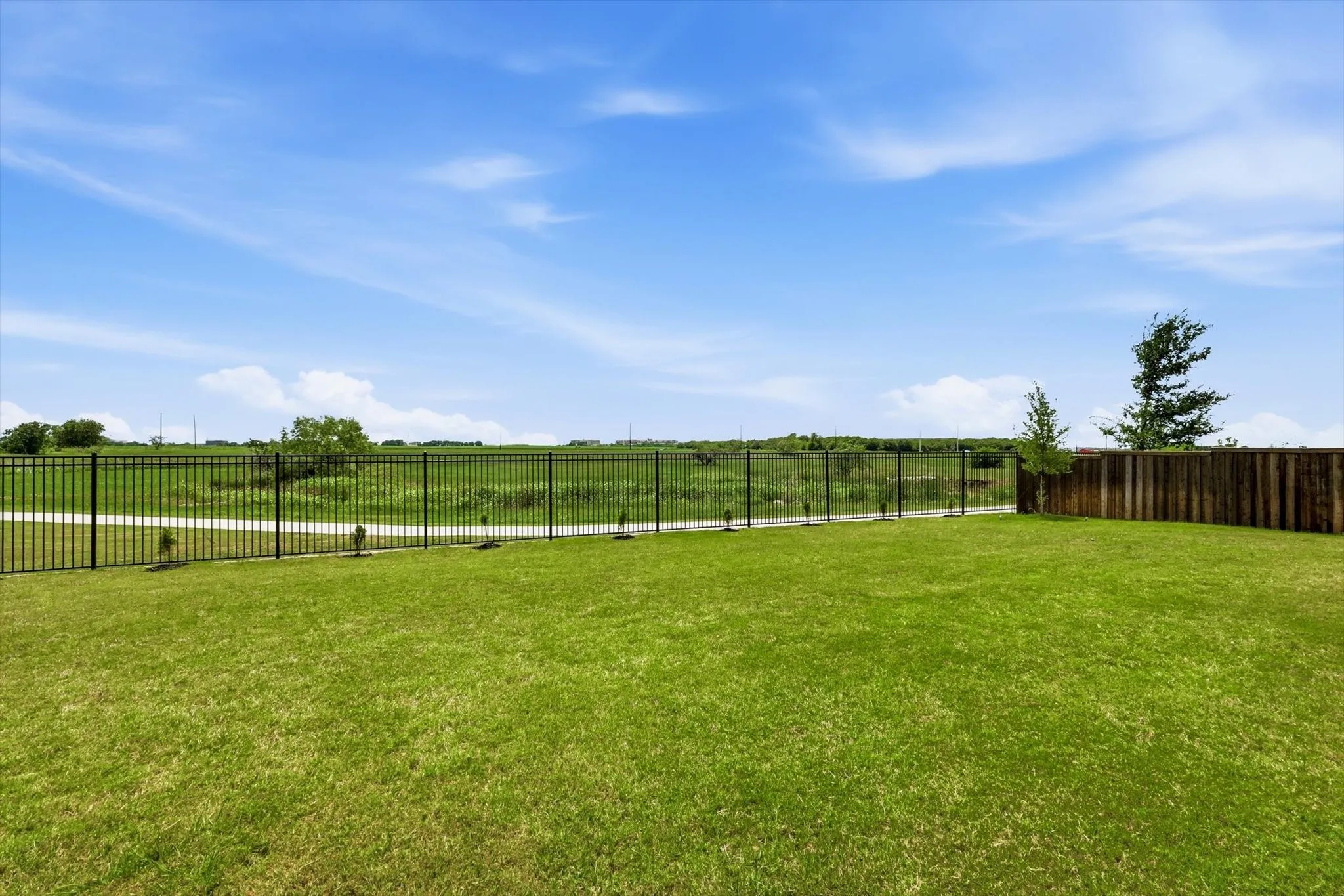 Single Family Residence For Sale in Collin County , 1871 Aberdeen Lane, Prosper, Texas 75078, 4 Bedroom, 5 Bathroom, 4 Garage spaces, 4,153 Sqft, built in 2022, Price $1,418,900, mls#21264843, Real Estate Agent in Prosper, Homes For Sale in Collin county, Homes For Sale in Prosper, Realtor in Prosper Texas, Real Estate Brokerage Independent Realty Texas, Luminita Cordes Realtor