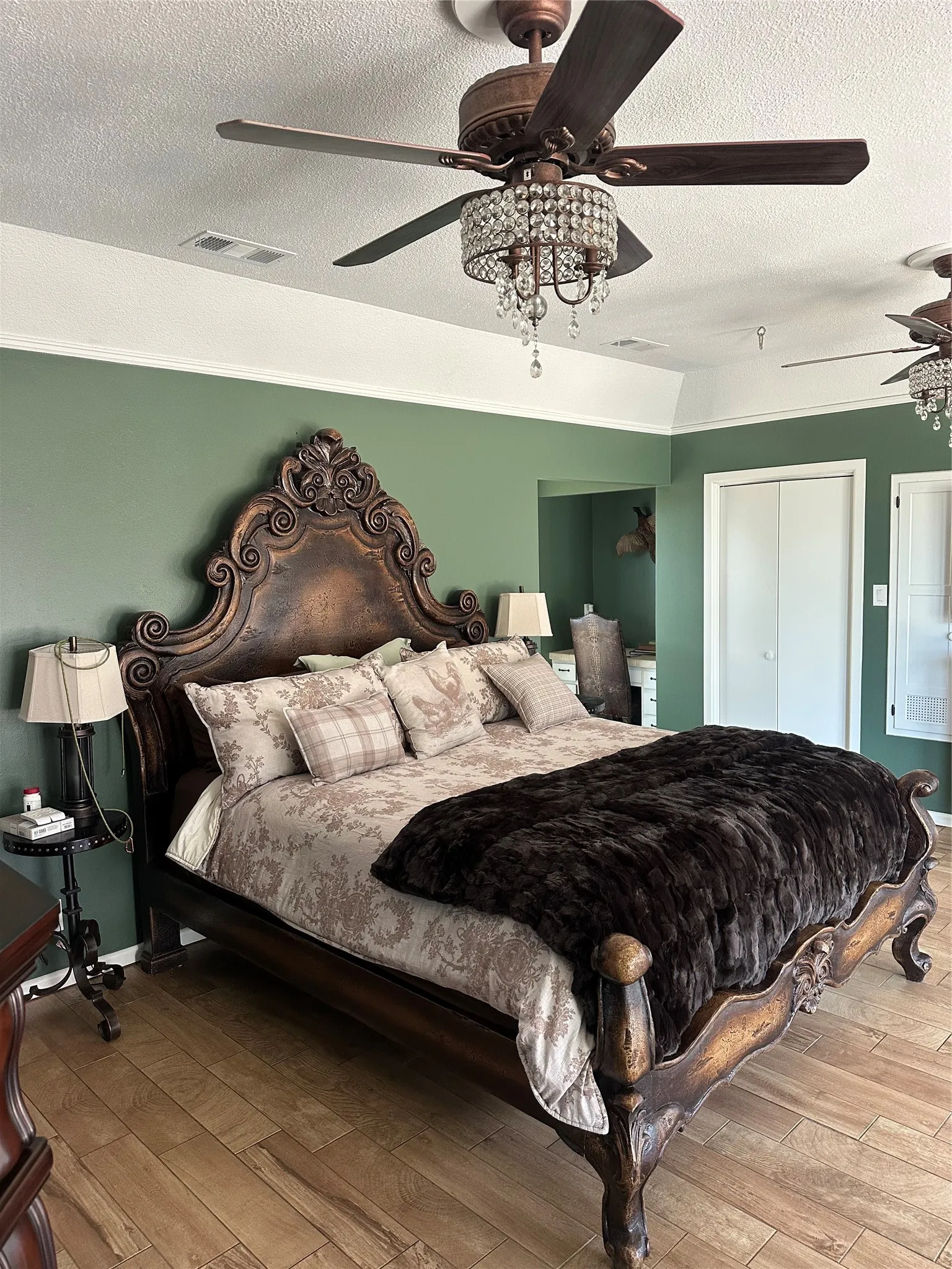 Single Family Residence For Sale in Coleman County , 505 High Road, Coleman, Texas 76834, 4 Bedroom, 4 Bathroom, 2 Garage spaces, 3,175 Sqft, built in 1967, mls#21260180, Real Estate Agent in Coleman, Homes For Sale in Coleman county, Homes For Sale in Coleman, Realtor in Coleman Texas, Real Estate Brokerage Independent Realty Texas, Luminita Cordes Realtor