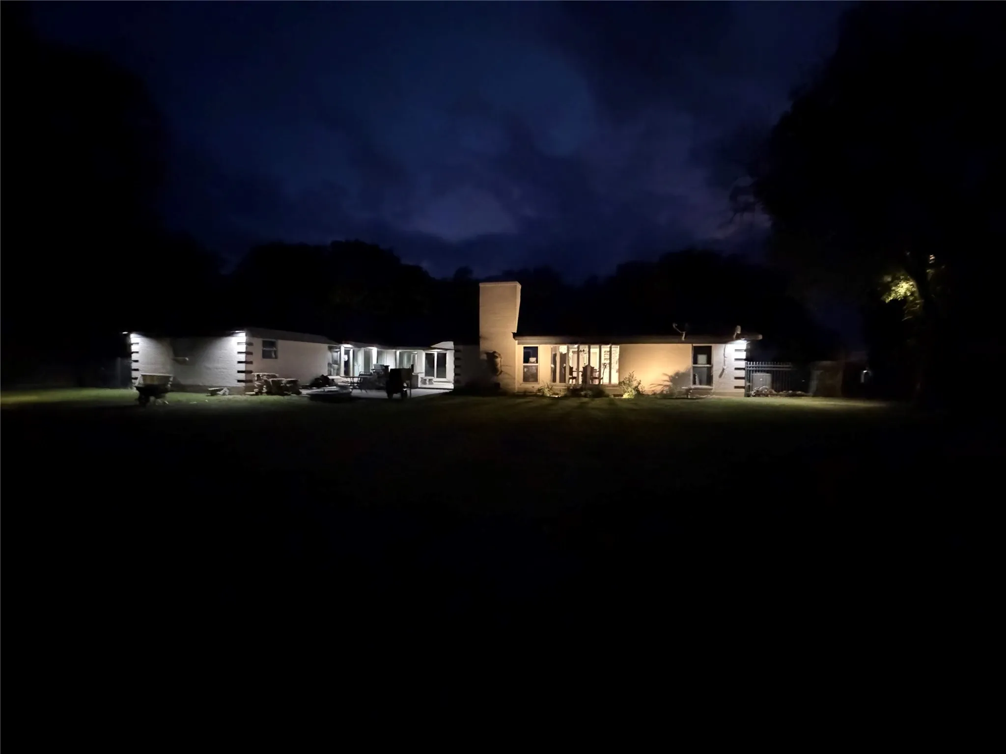 Single Family Residence For Sale in Coleman County , 505 High Road, Coleman, Texas 76834, 4 Bedroom, 4 Bathroom, 2 Garage spaces, 3,175 Sqft, built in 1967, mls#21260180, Real Estate Agent in Coleman, Homes For Sale in Coleman county, Homes For Sale in Coleman, Realtor in Coleman Texas, Real Estate Brokerage Independent Realty Texas, Luminita Cordes Realtor