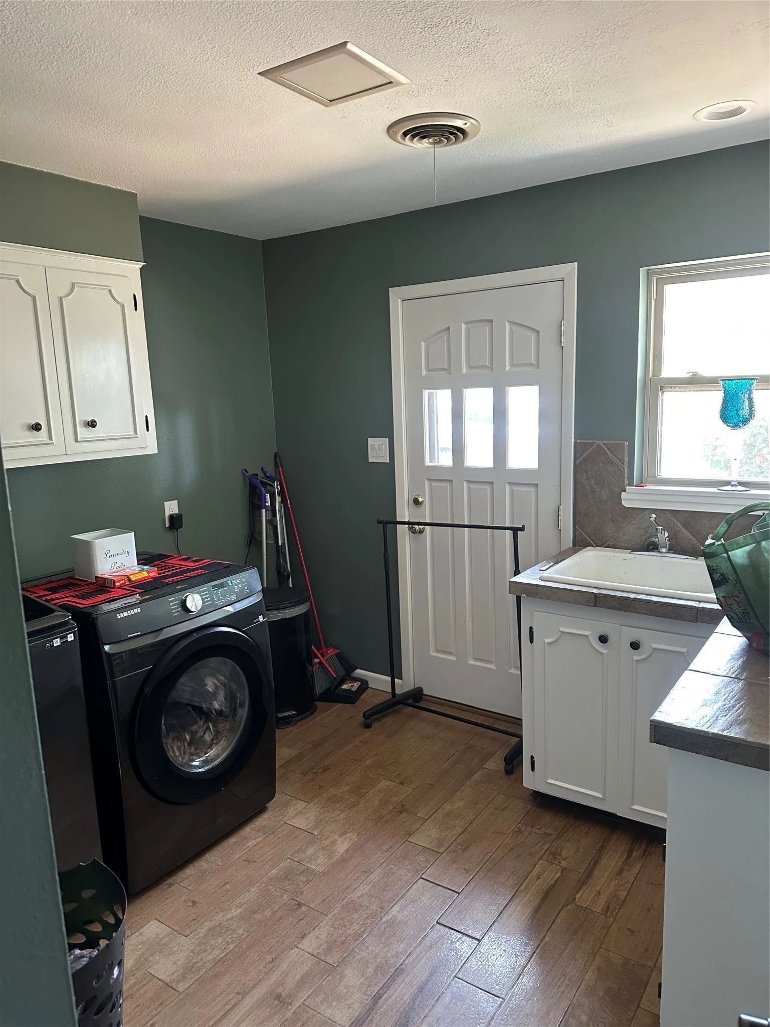 Single Family Residence For Sale in Coleman County , 505 High Road, Coleman, Texas 76834, 4 Bedroom, 4 Bathroom, 2 Garage spaces, 3,175 Sqft, built in 1967, mls#21260180, Real Estate Agent in Coleman, Homes For Sale in Coleman county, Homes For Sale in Coleman, Realtor in Coleman Texas, Real Estate Brokerage Independent Realty Texas, Luminita Cordes Realtor