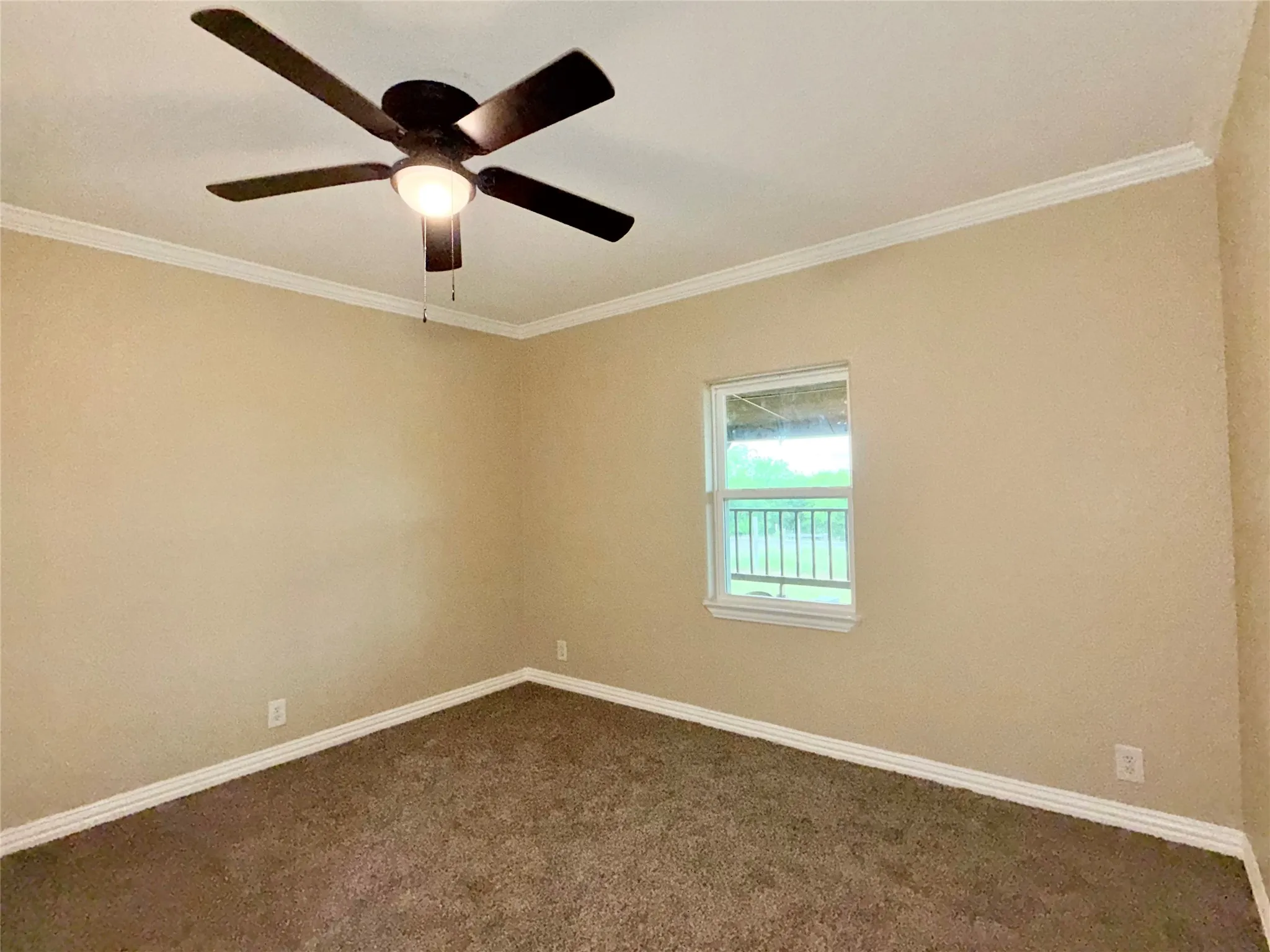 Single Family Residence For Sale in Johnson County , 9717 Limestone Court, Joshua, Texas 76058, 3 Bedroom, 2 Bathroom, Garage spaces, 1,504 Sqft, built in 2000, mls#21265318, Real Estate Agent in Joshua, Homes For Sale in Johnson county, Homes For Sale in Joshua, Realtor in Joshua Texas, Real Estate Brokerage Independent Realty Texas, Luminita Cordes Realtor