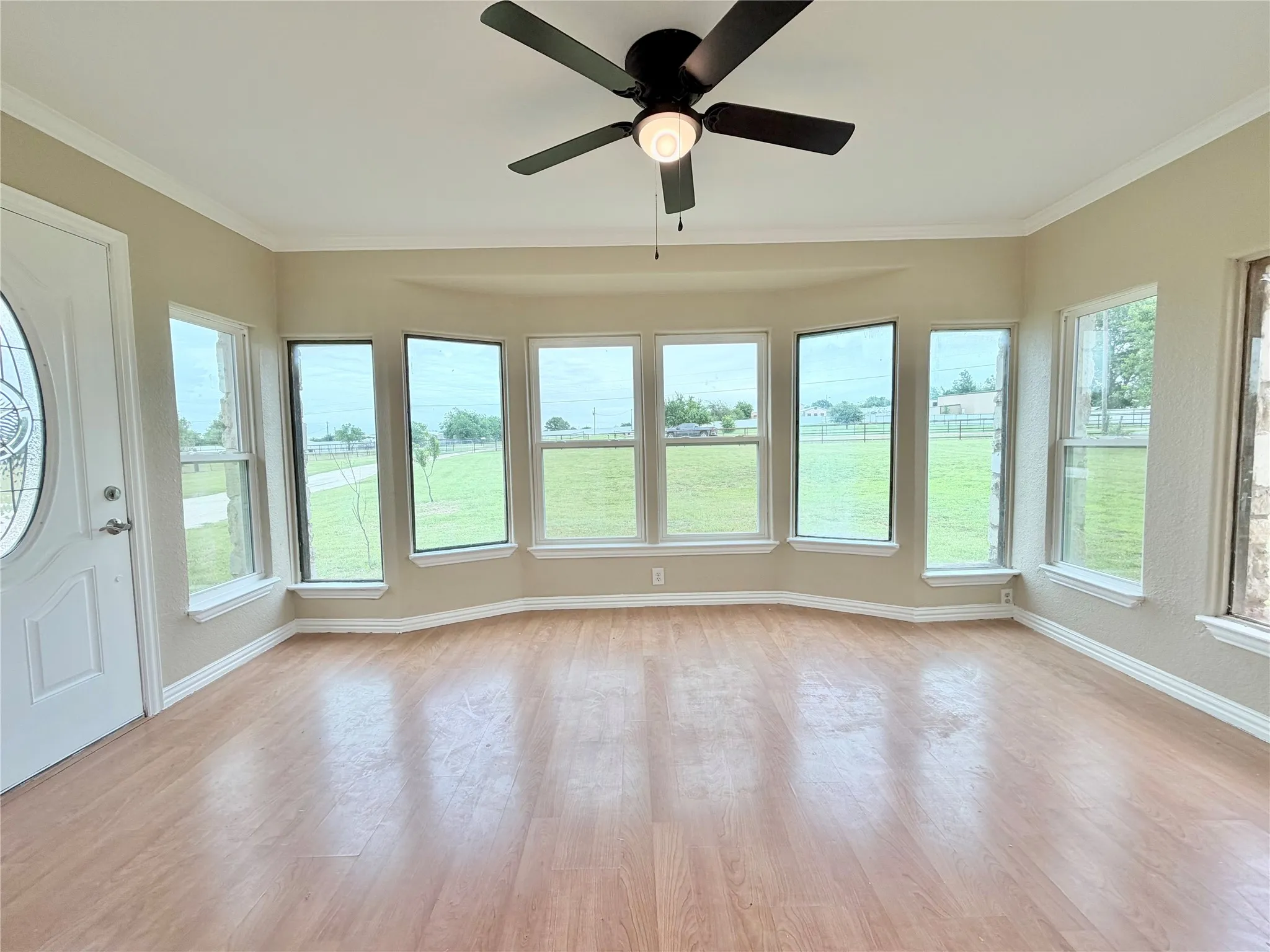 Single Family Residence For Sale in Johnson County , 9717 Limestone Court, Joshua, Texas 76058, 3 Bedroom, 2 Bathroom, Garage spaces, 1,504 Sqft, built in 2000, mls#21265318, Real Estate Agent in Joshua, Homes For Sale in Johnson county, Homes For Sale in Joshua, Realtor in Joshua Texas, Real Estate Brokerage Independent Realty Texas, Luminita Cordes Realtor