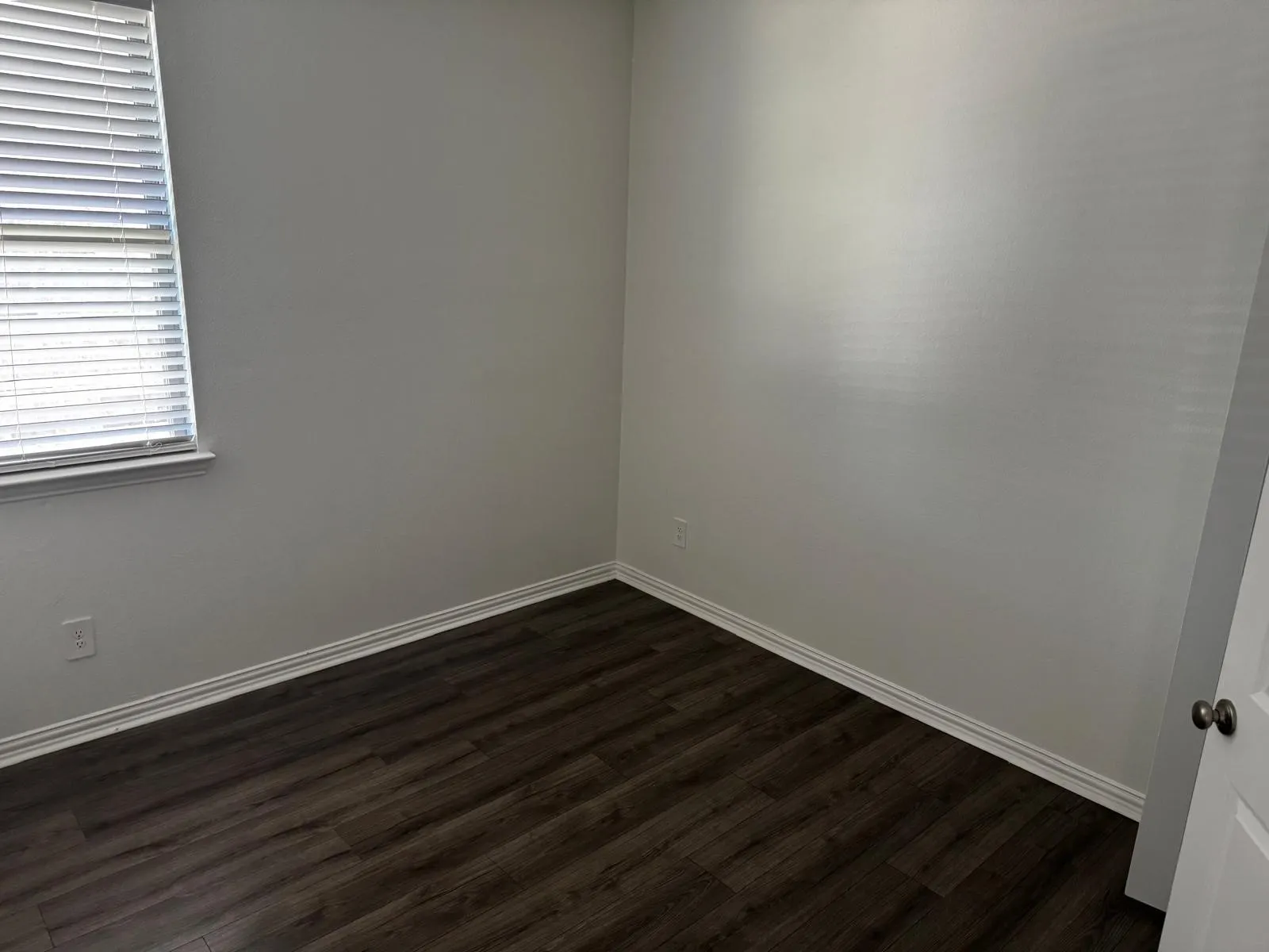 Single Family Residence For Rent in Tarrant County , 1613 Pine valley Drive, Fort Worth, Texas 76052, 4 Bedrooms, 2 Bathrooms, 2 Garage spaces, 1,980 Sqft, built in 2021, Price $2,900, mls#21265493, Real Estate Agent in Fort Worth, Homes For Rent in Tarrant county, Homes For Rent in Fort Worth, Realtor in Fort Worth Texas, Real Estate Brokerage Independent Realty Texas, Luminita Cordes Realtor