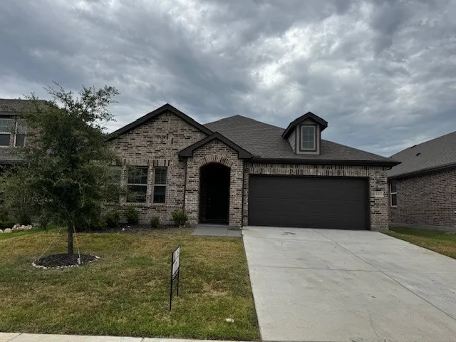Single Family Residence For Rent in Tarrant County , 1613 Pine valley Drive, Fort Worth, Texas 76052, 4 Bedrooms, 2 Bathrooms, 2 Garage spaces, 1,980 Sqft, built in 2021, Price $2,900, mls#21265493, Real Estate Agent in Fort Worth, Homes For Rent in Tarrant county, Homes For Rent in Fort Worth, Realtor in Fort Worth Texas, Real Estate Brokerage Independent Realty Texas, Luminita Cordes Realtor